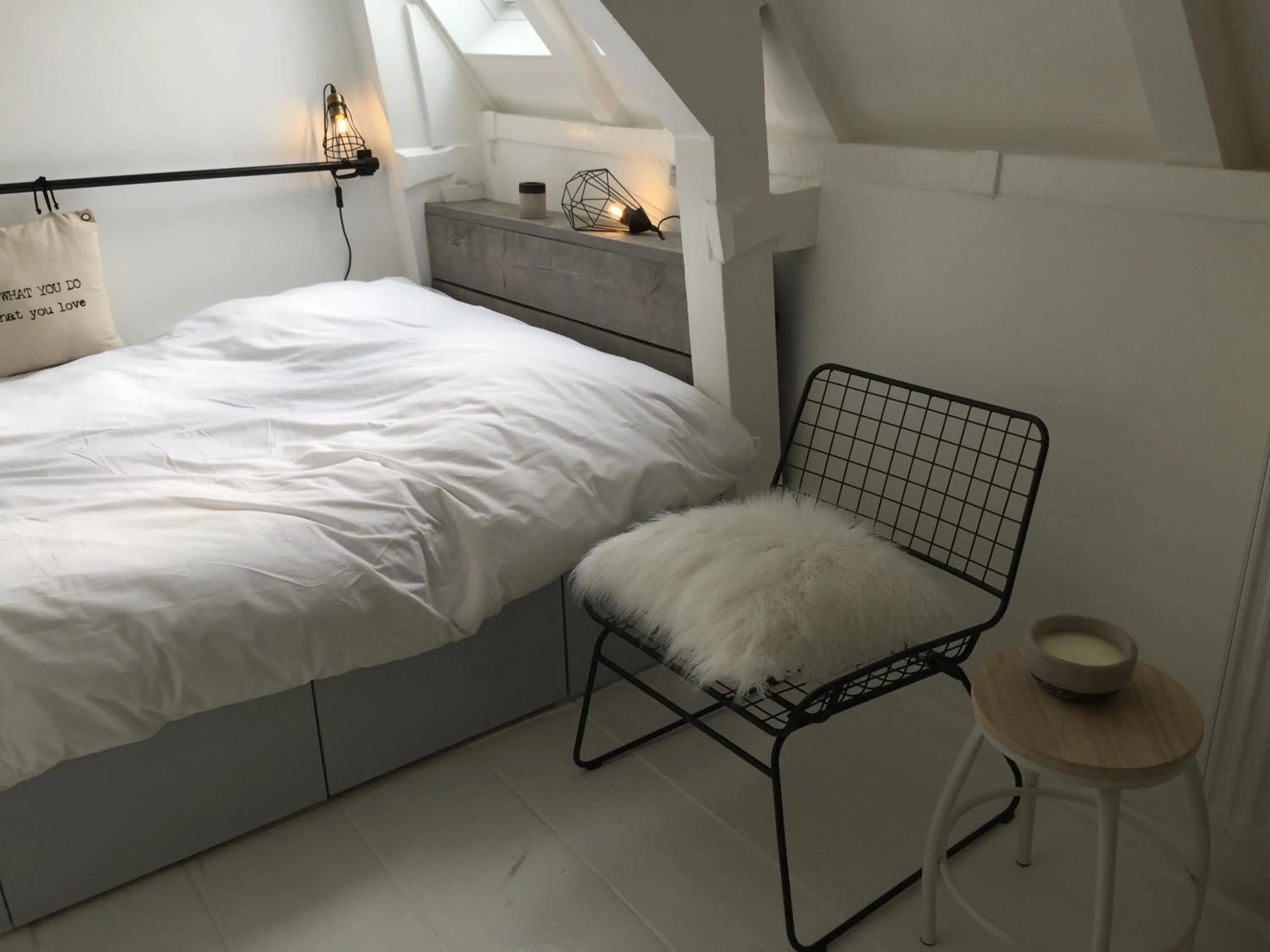 Bed in Your a Royalty - Equal Design by JoyJoyJoy - Top Floor and Top Views - Creating houses for the poor