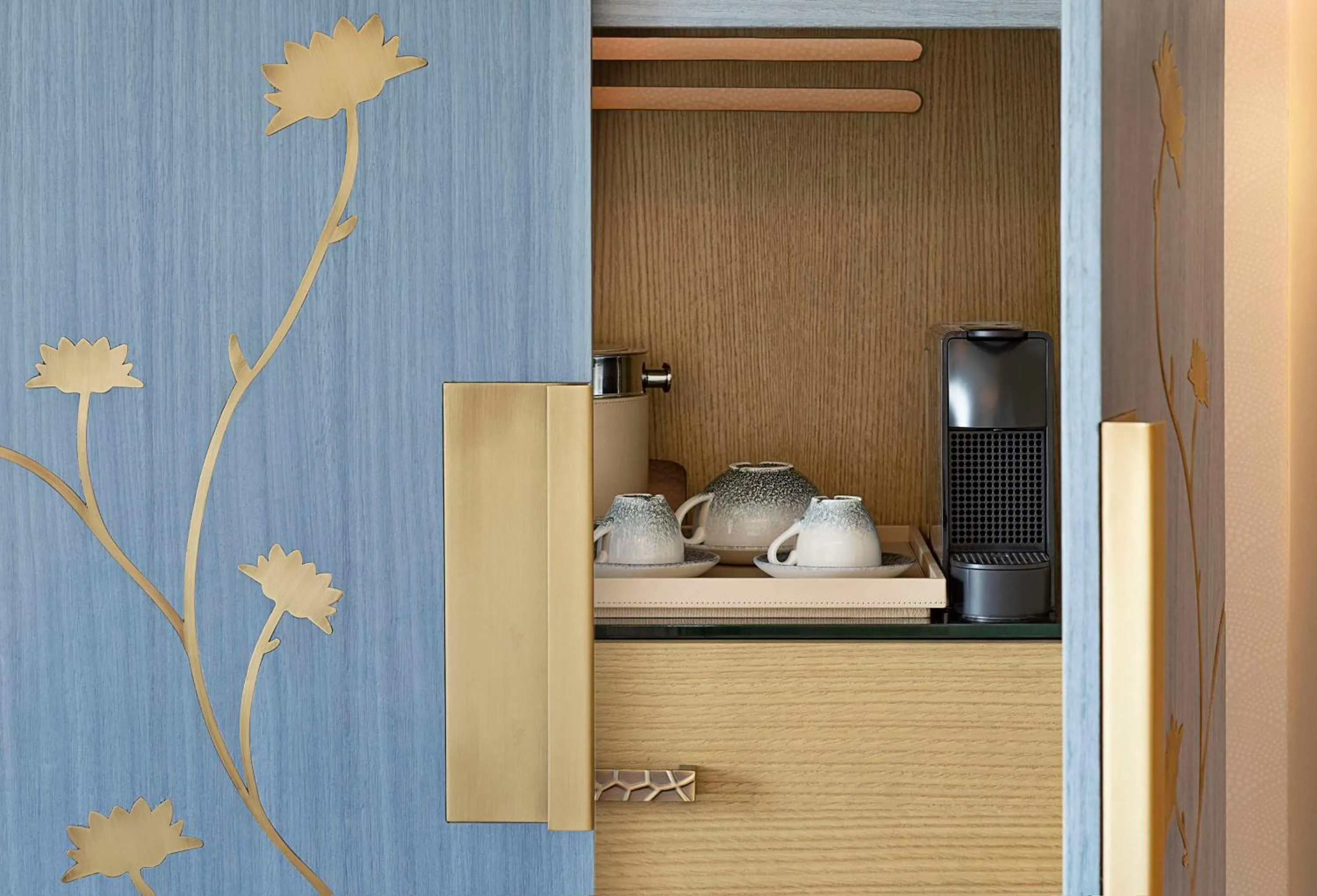 Coffee/tea facilities in Waldorf Astoria Cairo Heliopolis