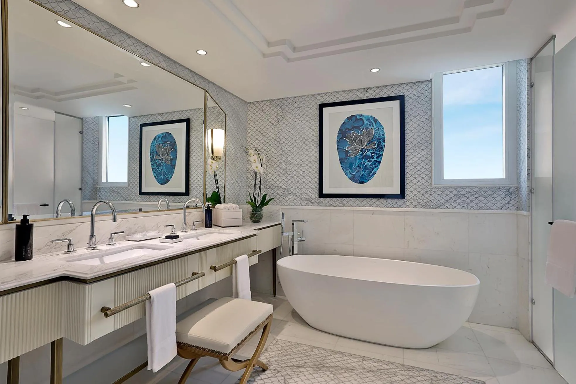 Toilet in Waldorf Astoria Cairo Heliopolis