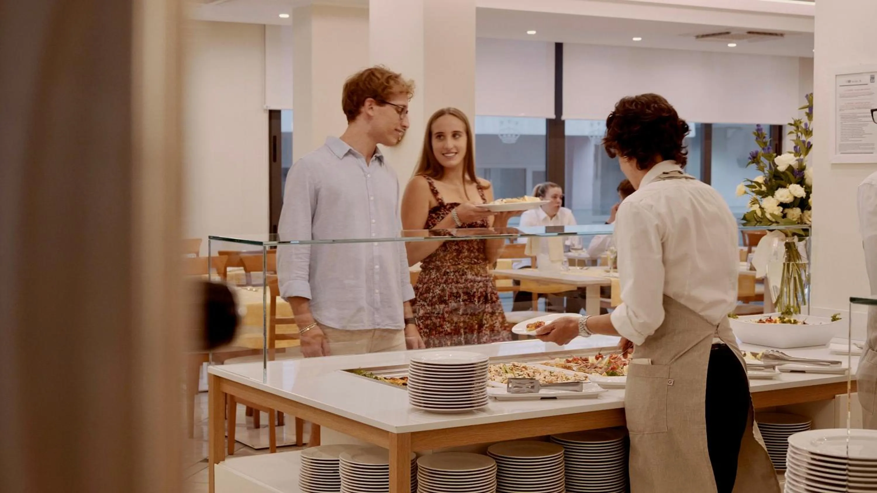 Restaurant/places to eat in Hotel Principe