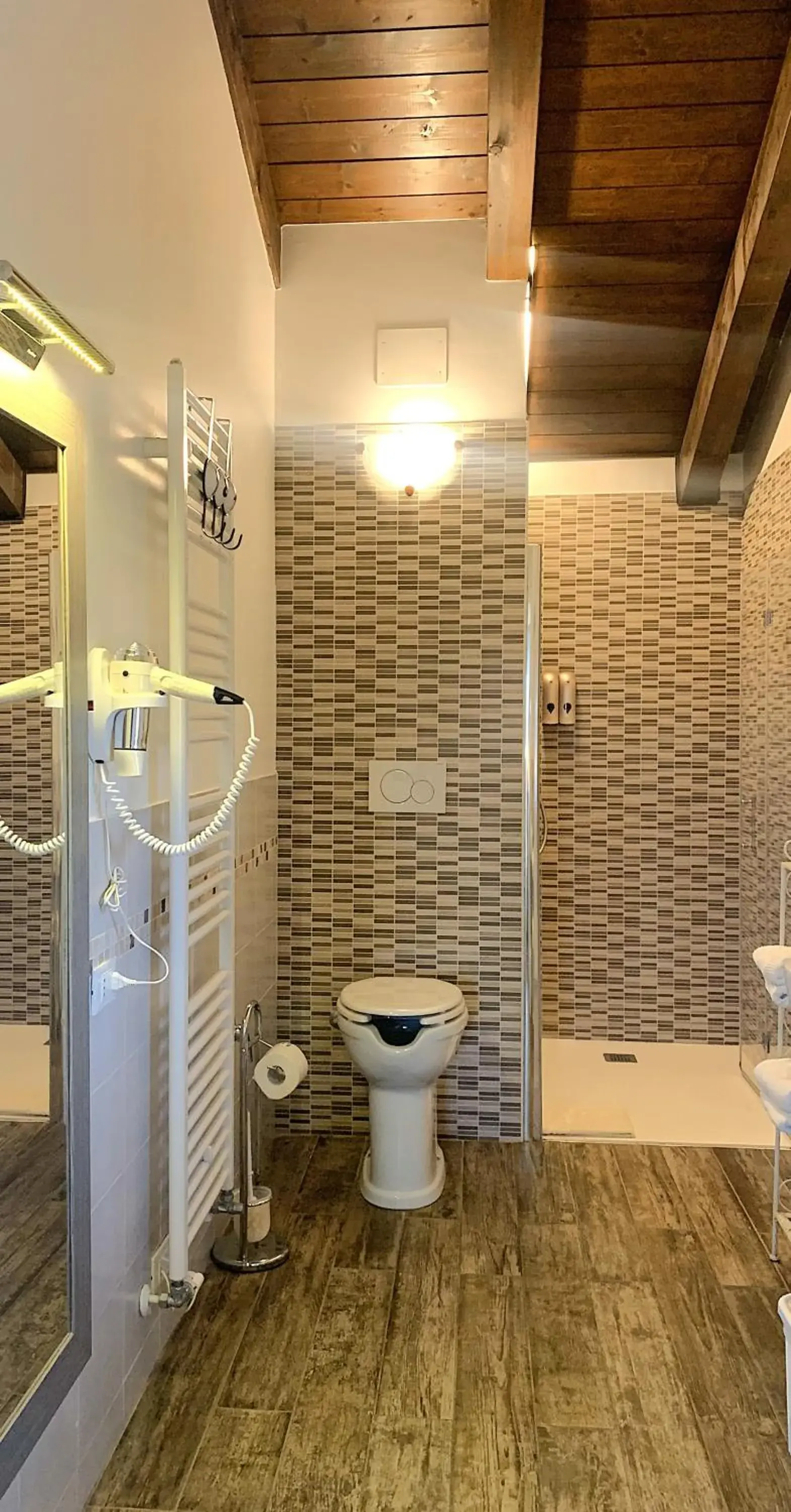 Double Room - single occupancy in Villa ai Tigli Venice Airport Rooms Keyless&Self Check in Double Room - single occupancy in Villa ai Tigli Venice Airport Rooms Keyless&Self Check in