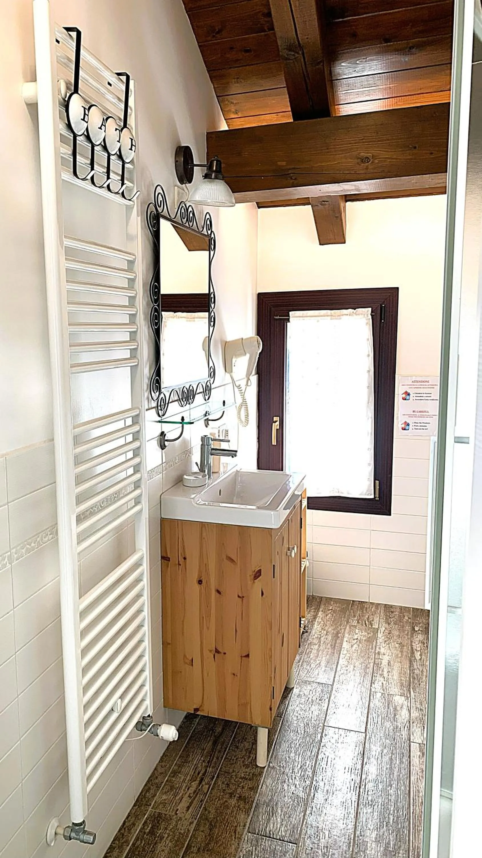 Bathroom in Villa ai Tigli Venice Airport Rooms Keyless&Self Check in