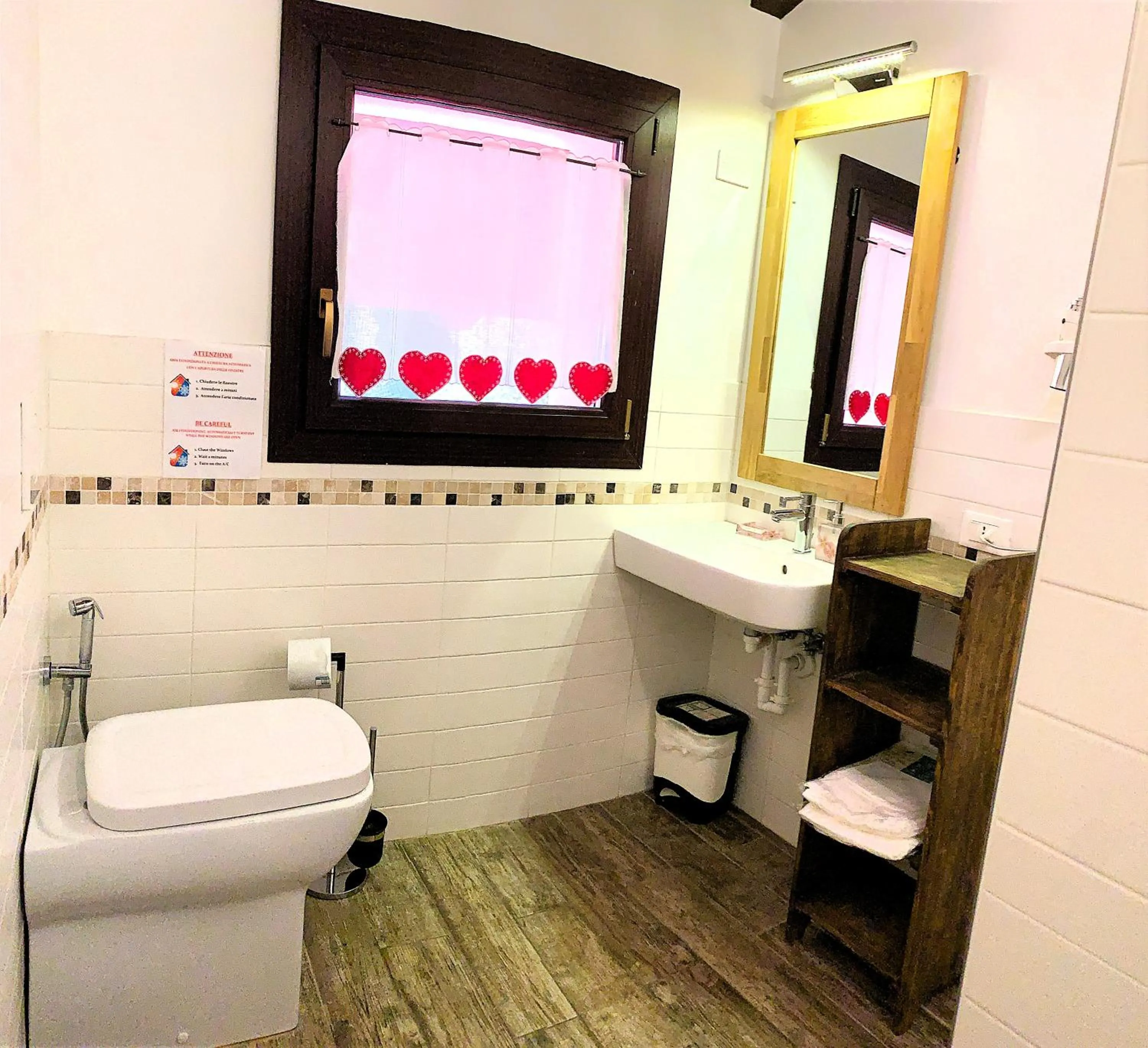 Toilet in Villa ai Tigli Venice Airport Rooms Keyless&Self Check in