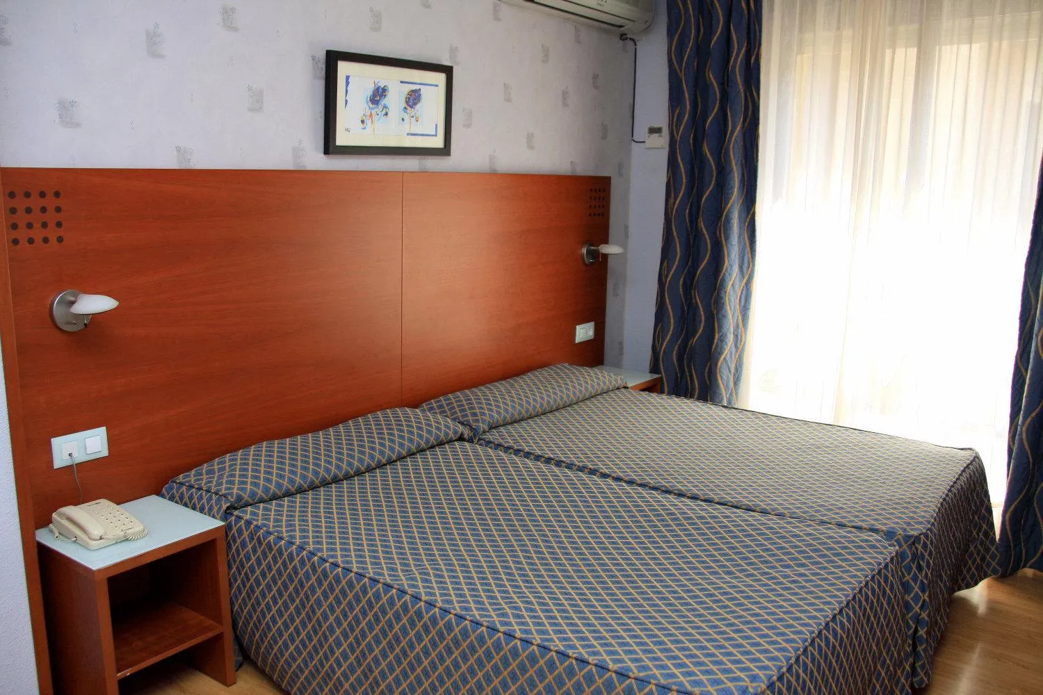 Photo of the whole room, Bed in Hotel Xauen
