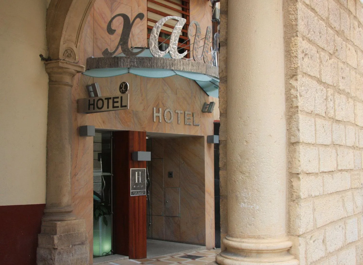 Facade/entrance in Hotel Xauen