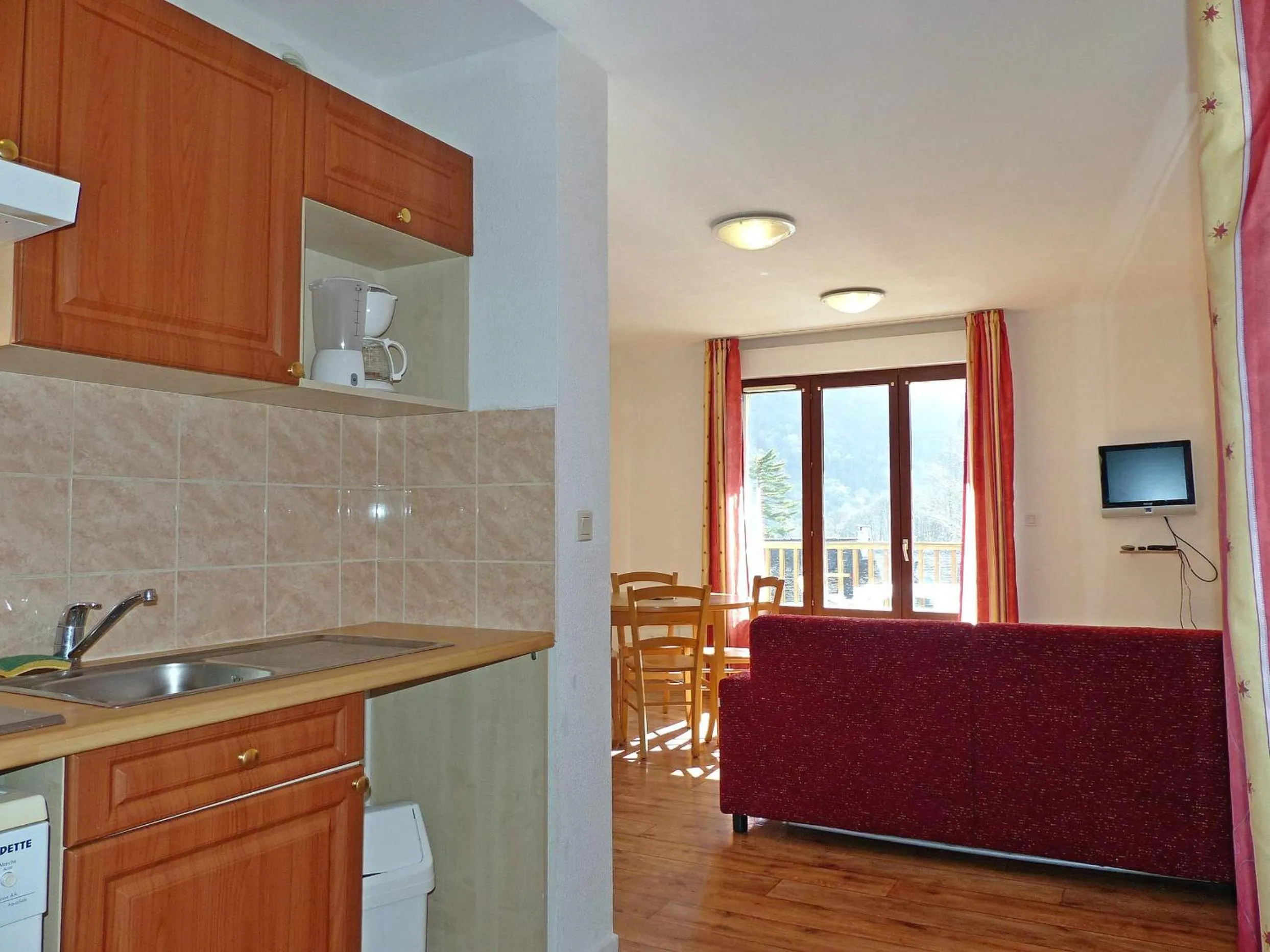 Kitchen or kitchenette, Kitchen/Kitchenette in Résidence Les Marquises