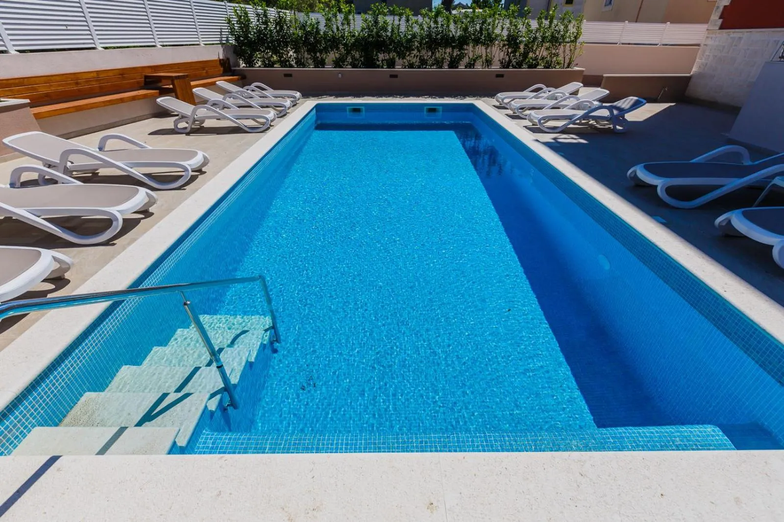 Swimming pool in Villa Tea