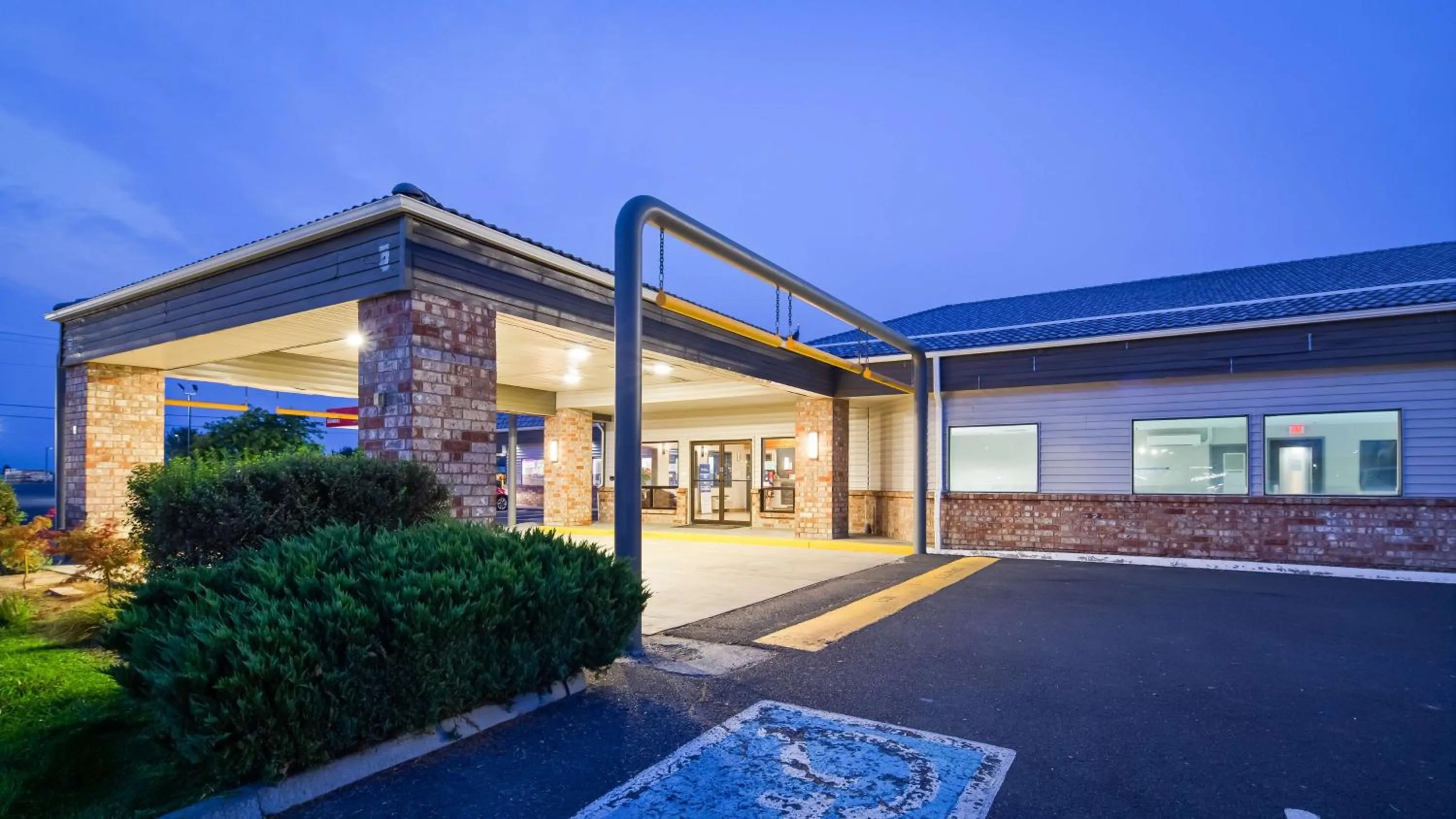 Property building in Baymont by Wyndham Moses Lake