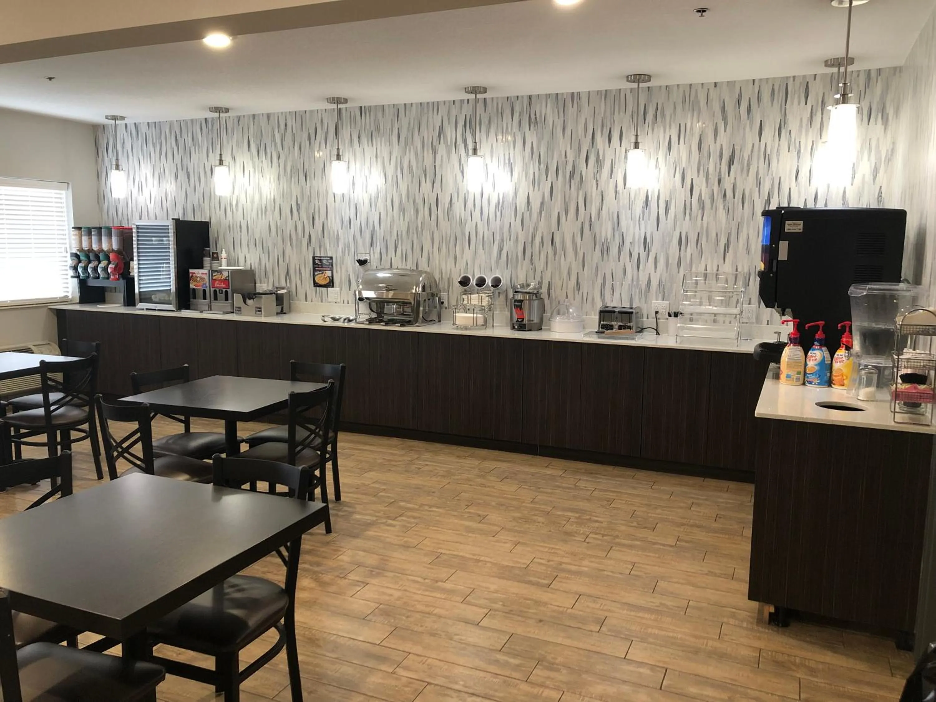 Restaurant/places to eat in Baymont by Wyndham Moses Lake