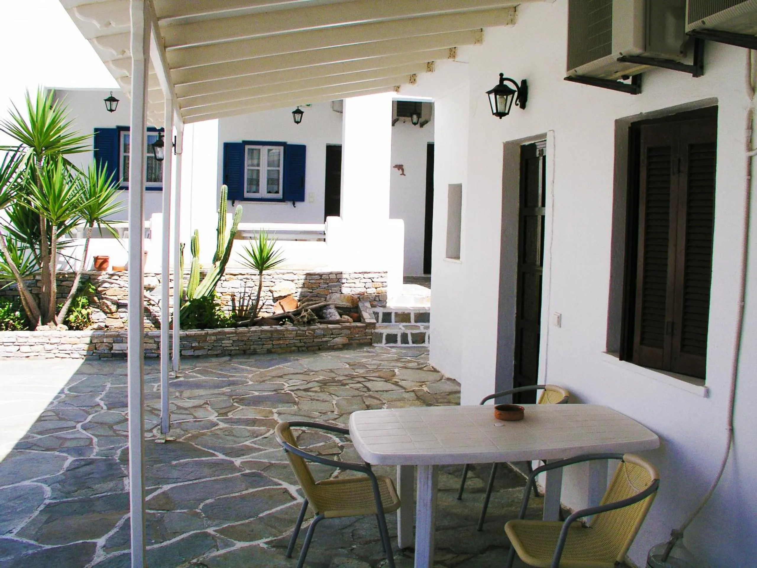 Facade/entrance in Hotel Helena