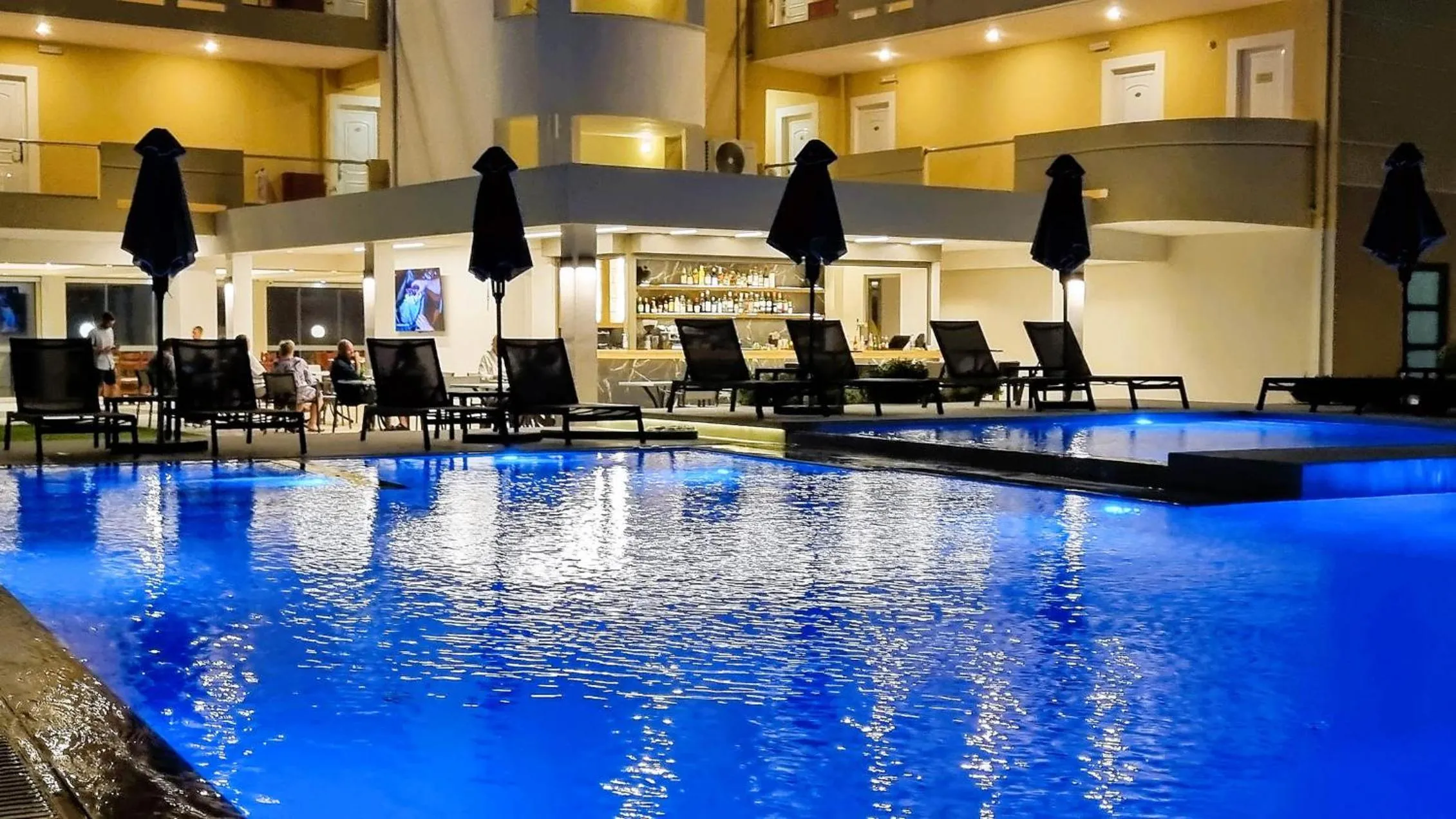 Property building in Sunny Bay Hotel