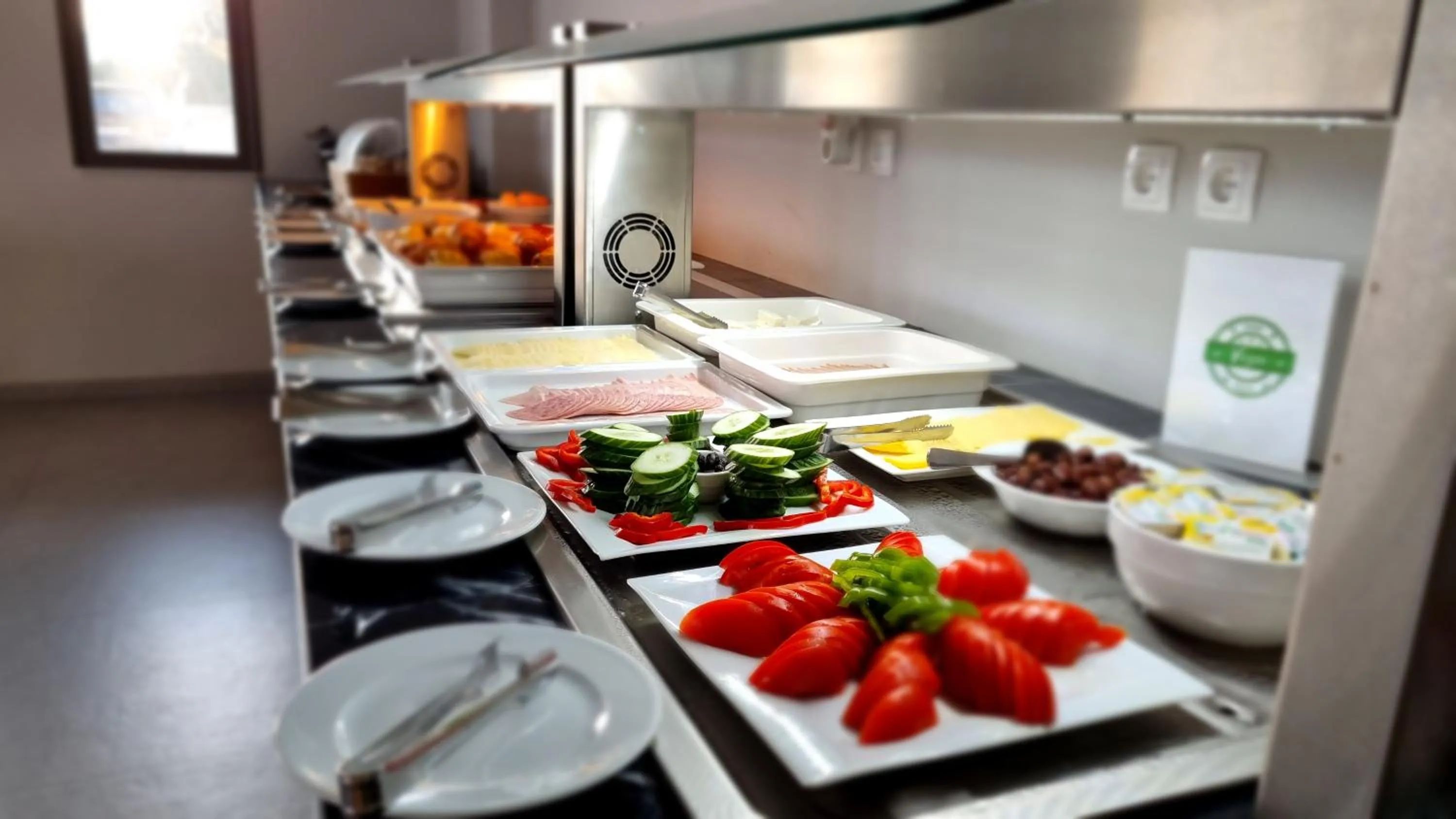 Breakfast in Sunny Bay Hotel