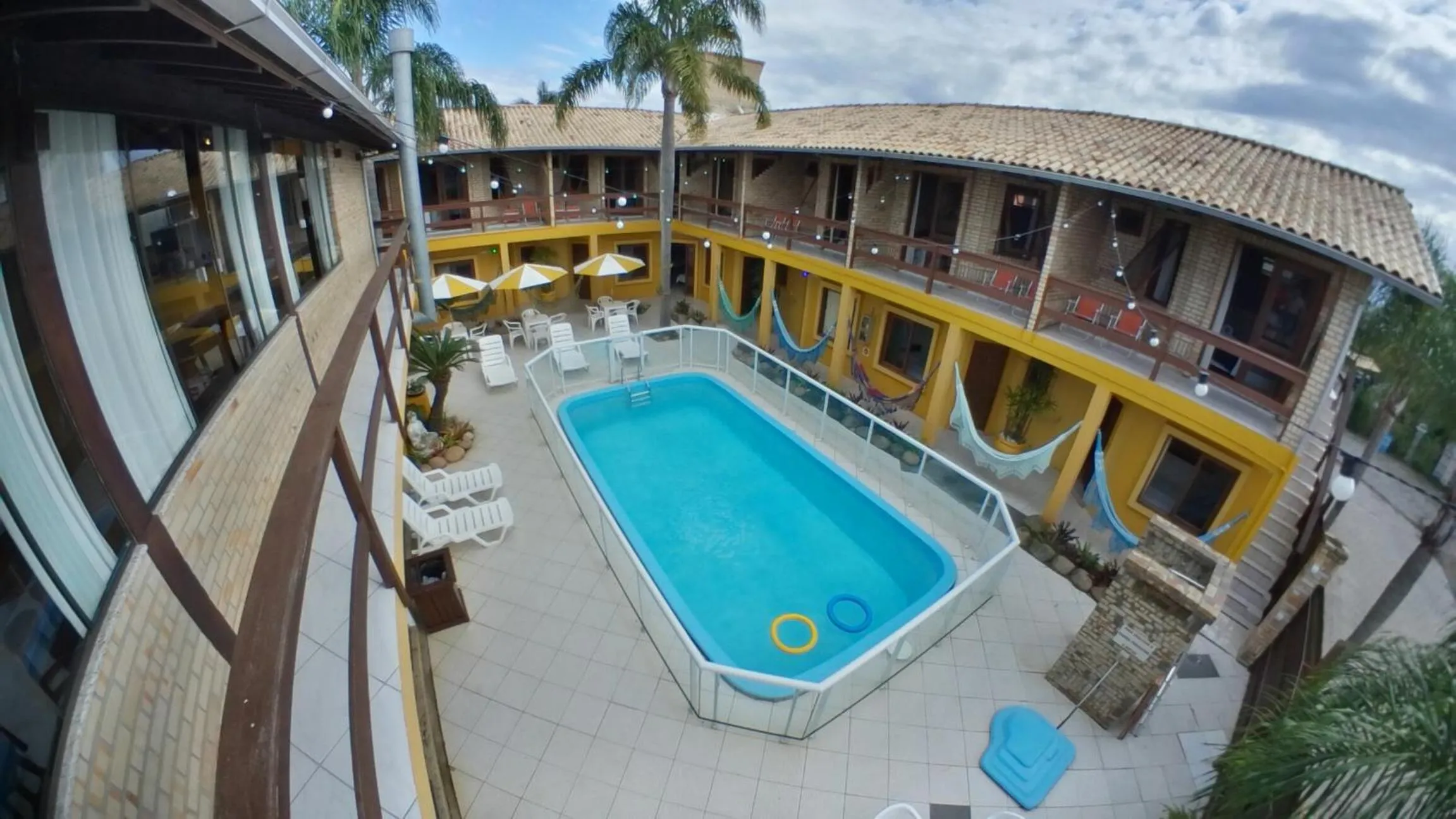 Property building in Pousada Maunaloa