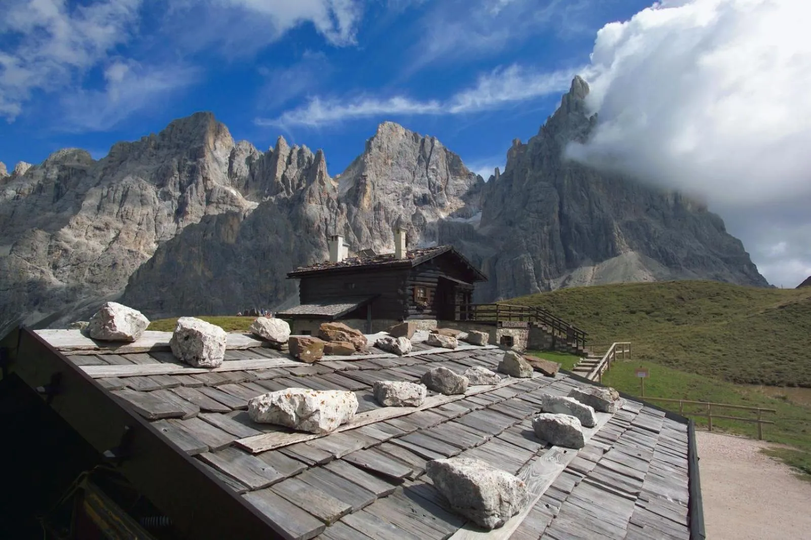 Natural landscape in Sporting Clubresidence