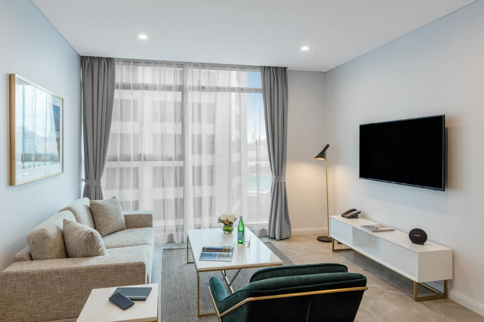 Living room in Meriton Suites Sussex Street, Sydney