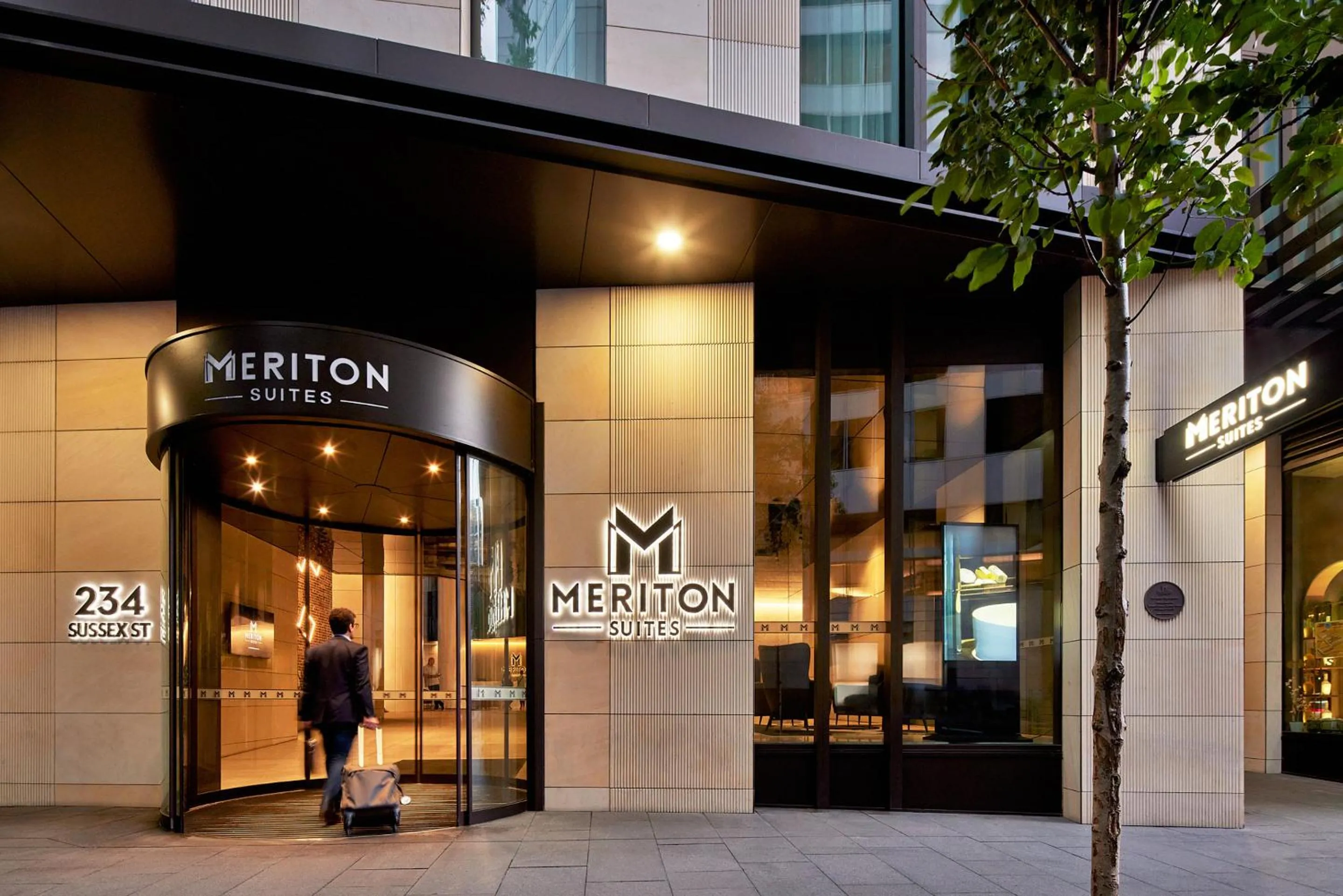 Property building in Meriton Suites Sussex Street, Sydney