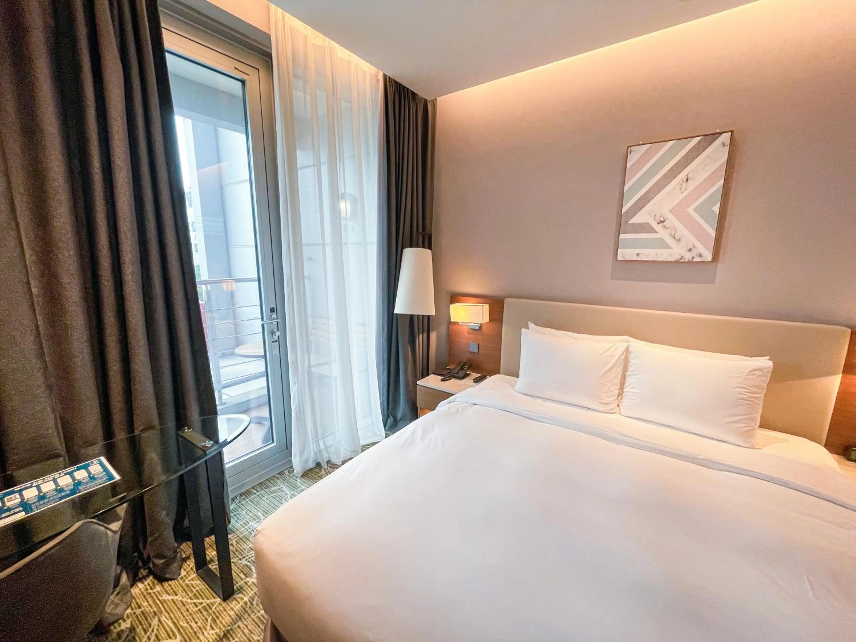 Bed in Hotel Skypark Central Seoul Pangyo