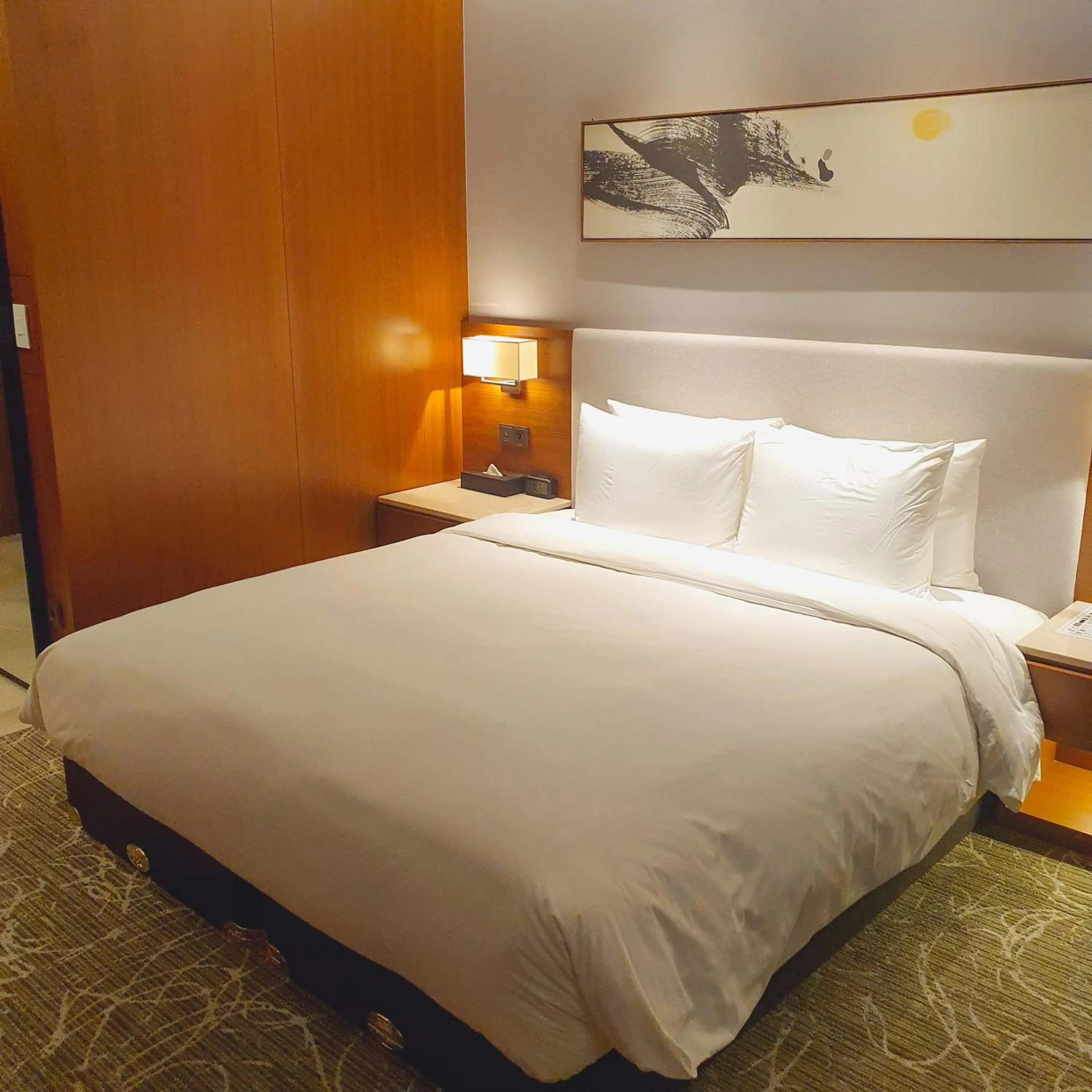 Bed in Hotel Skypark Central Seoul Pangyo