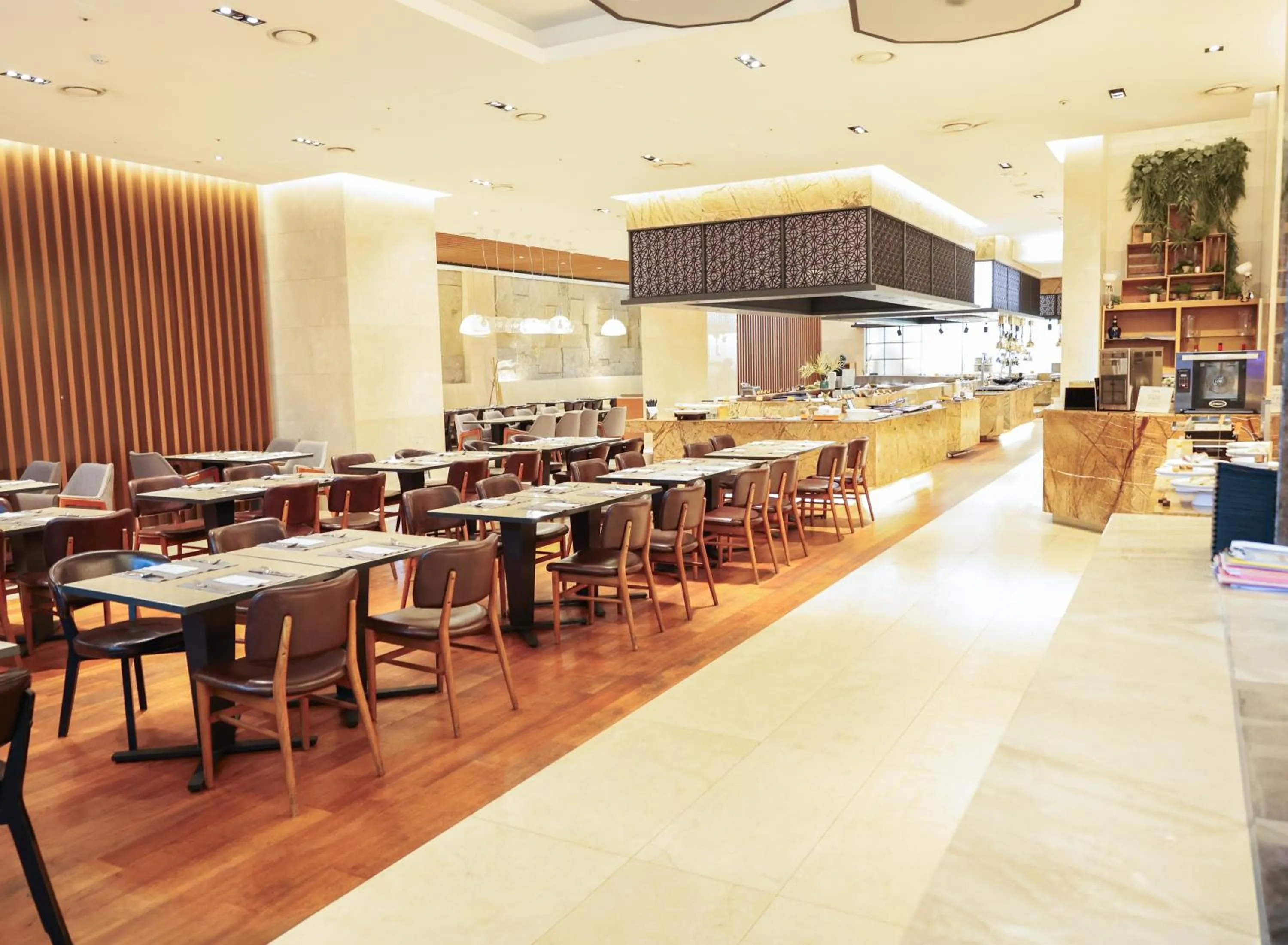 Breakfast in Hotel Skypark Central Seoul Pangyo