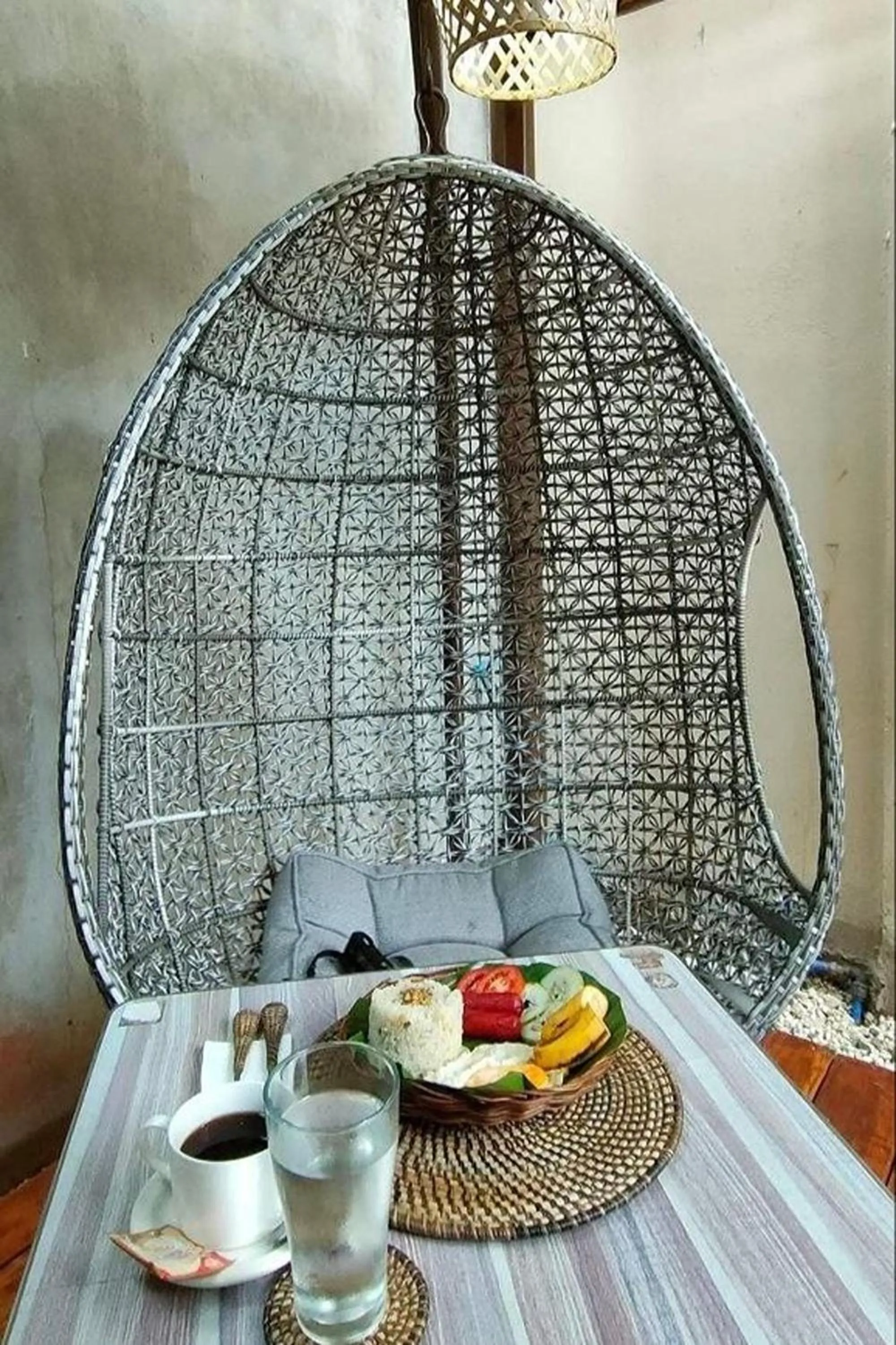 Seating area, Bed in Intoy's Place Panglao near Beach