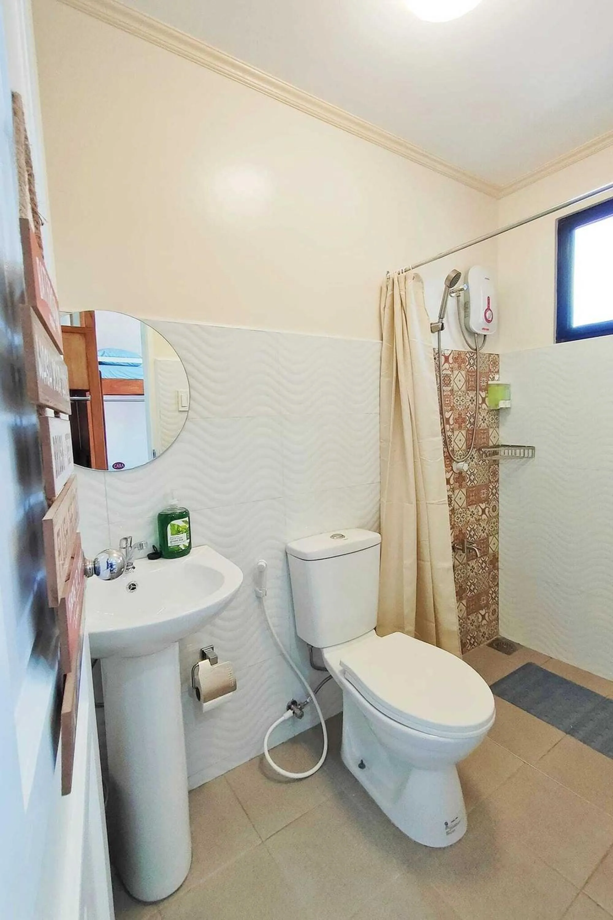 Bathroom in Intoy's Place Panglao near Beach