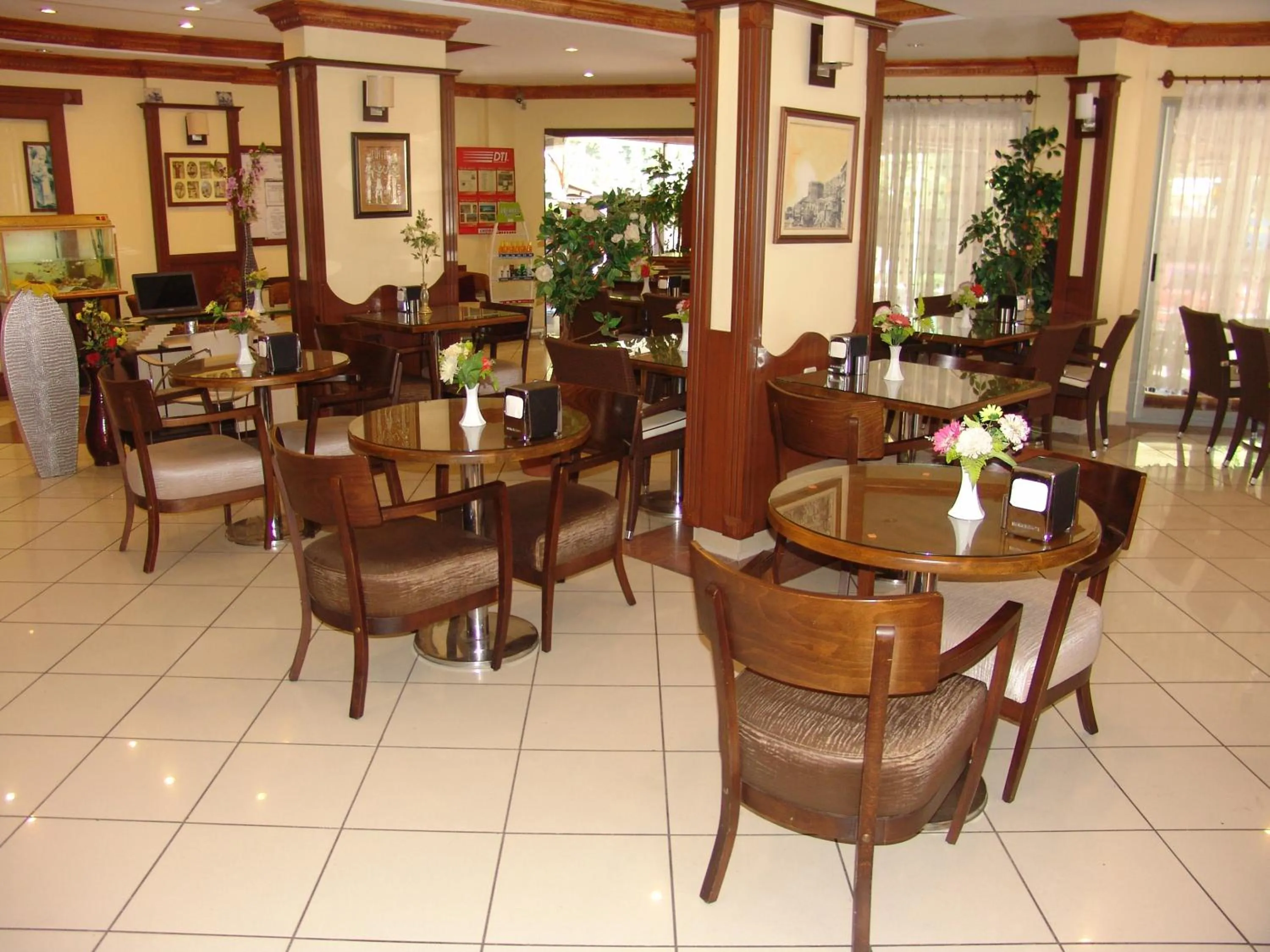 Restaurant/places to eat in Kleopatra Ikiz Hotel