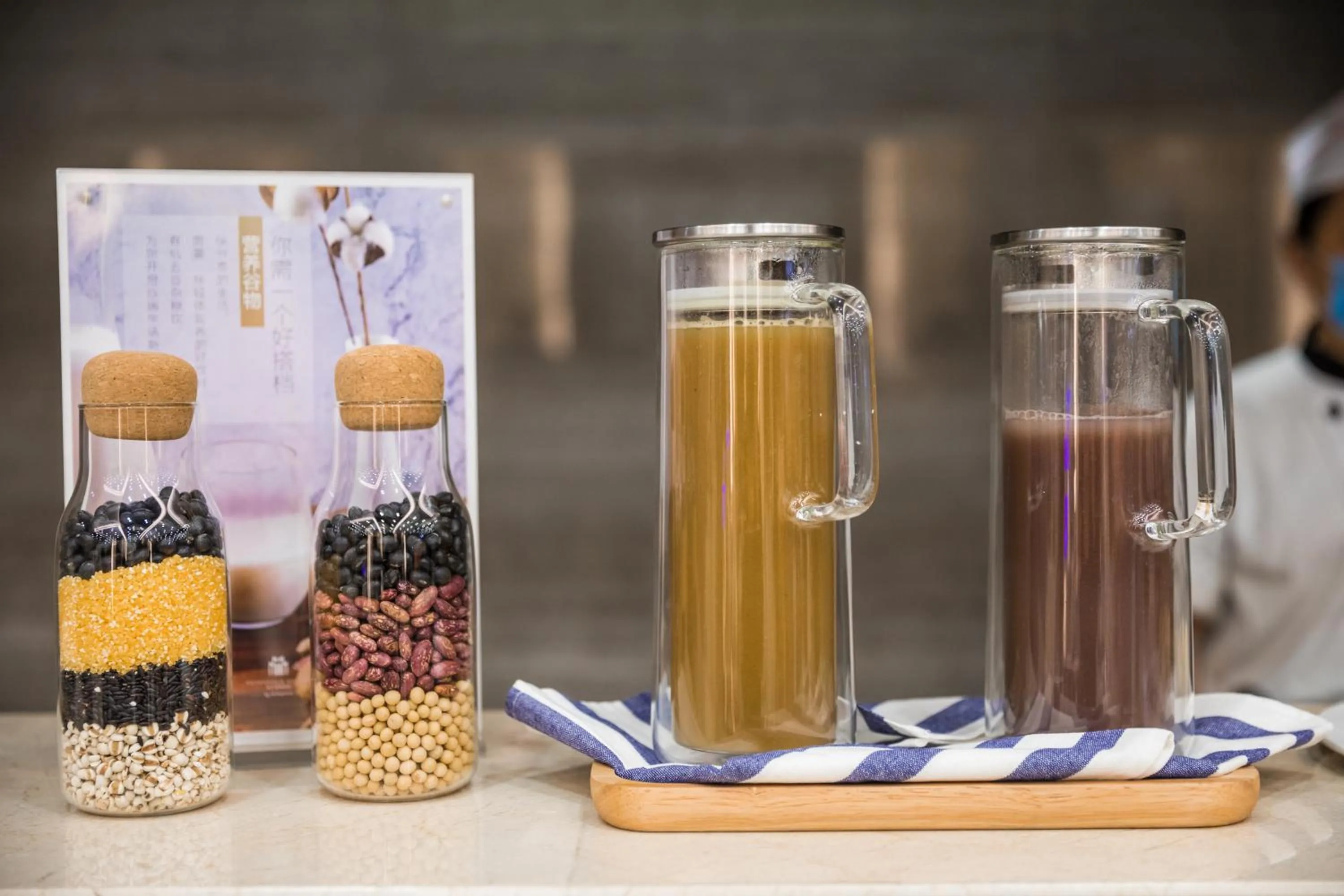 Buffet breakfast in Metropolo Jinjiang Xuzhou Railway Station Suning Plaza Chudu