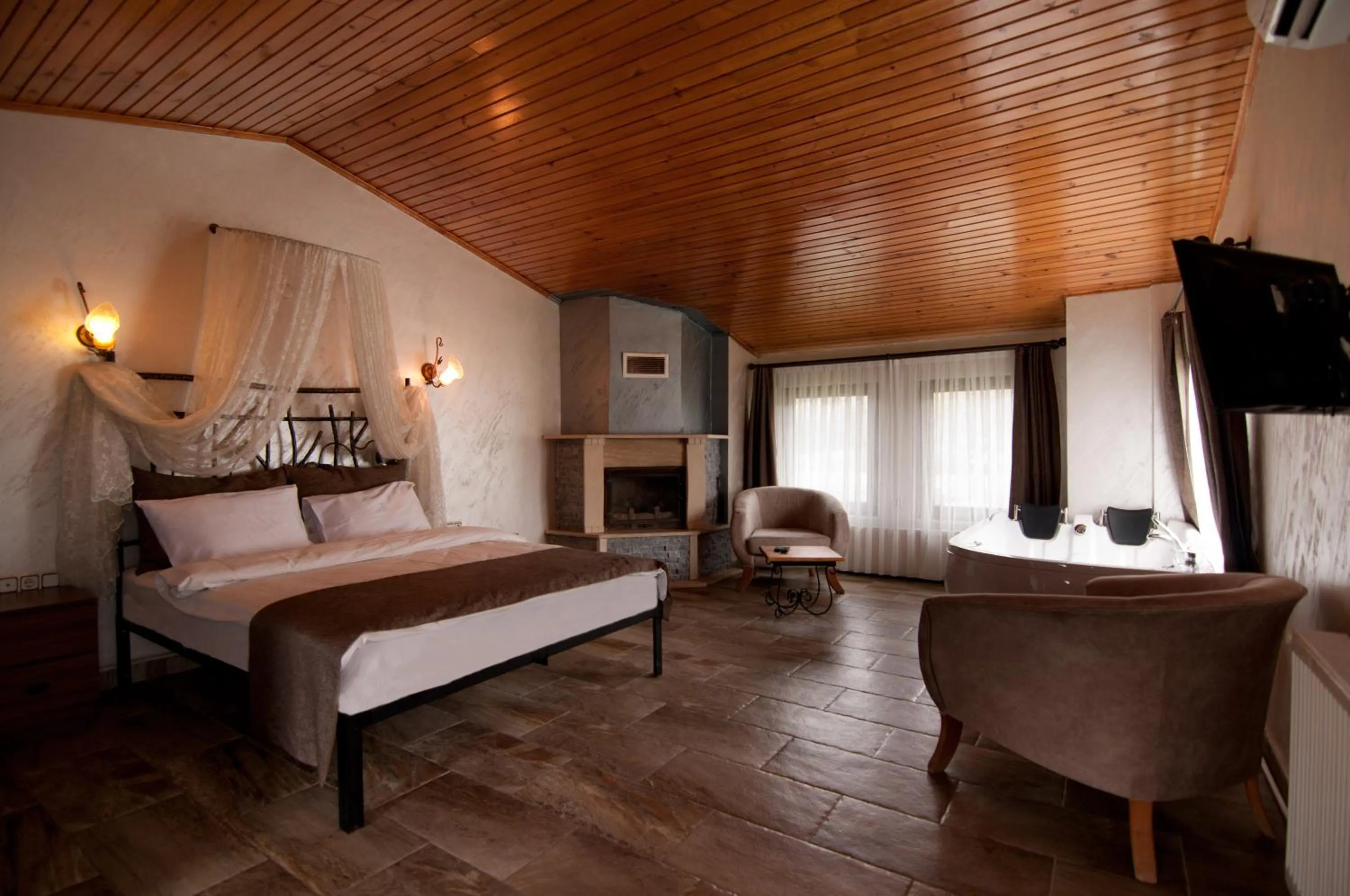 Photo of the whole room in Agva Gizemli Nehir Hotel