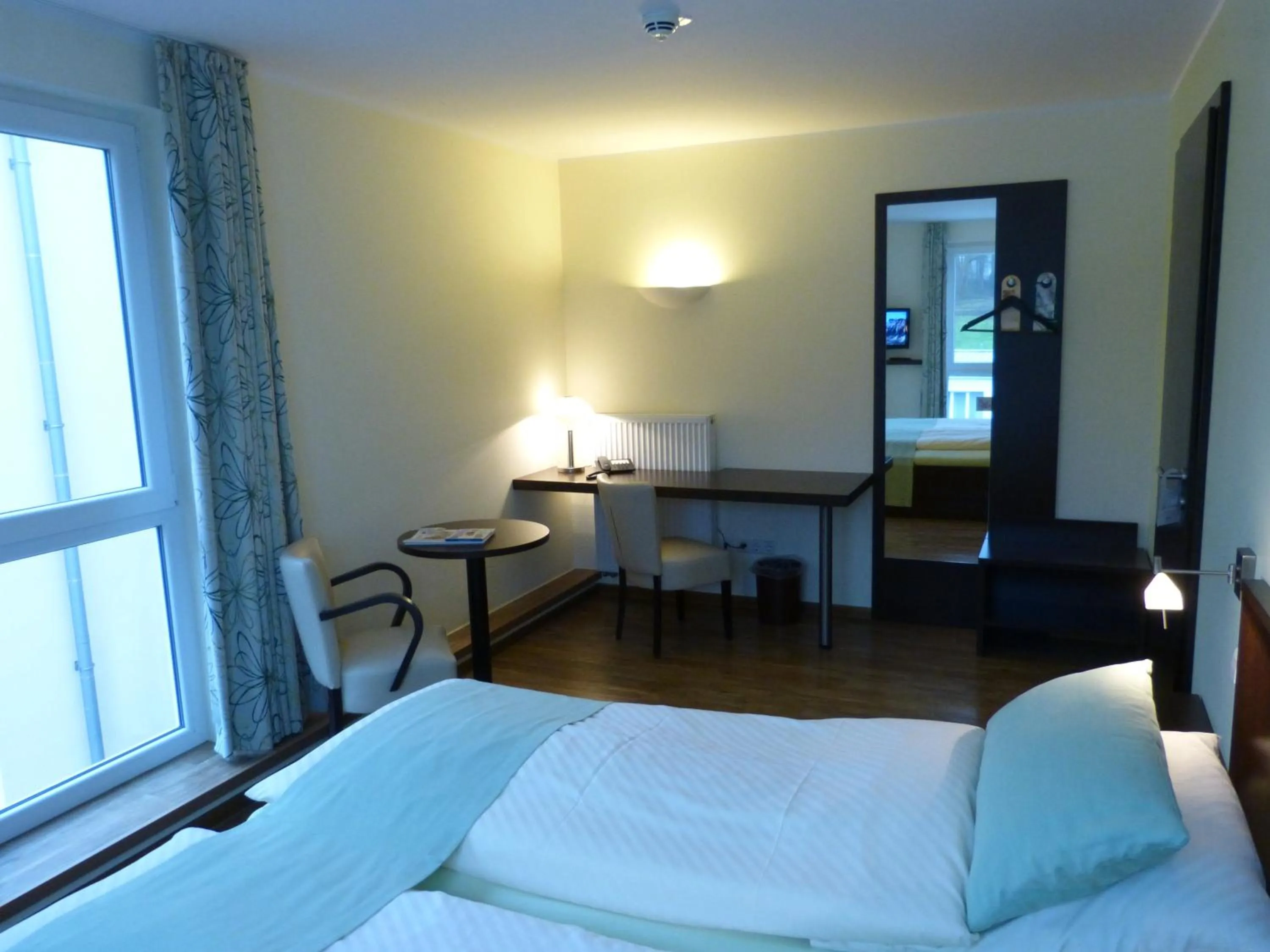 Photo of the whole room, Bed in Hotel Evering