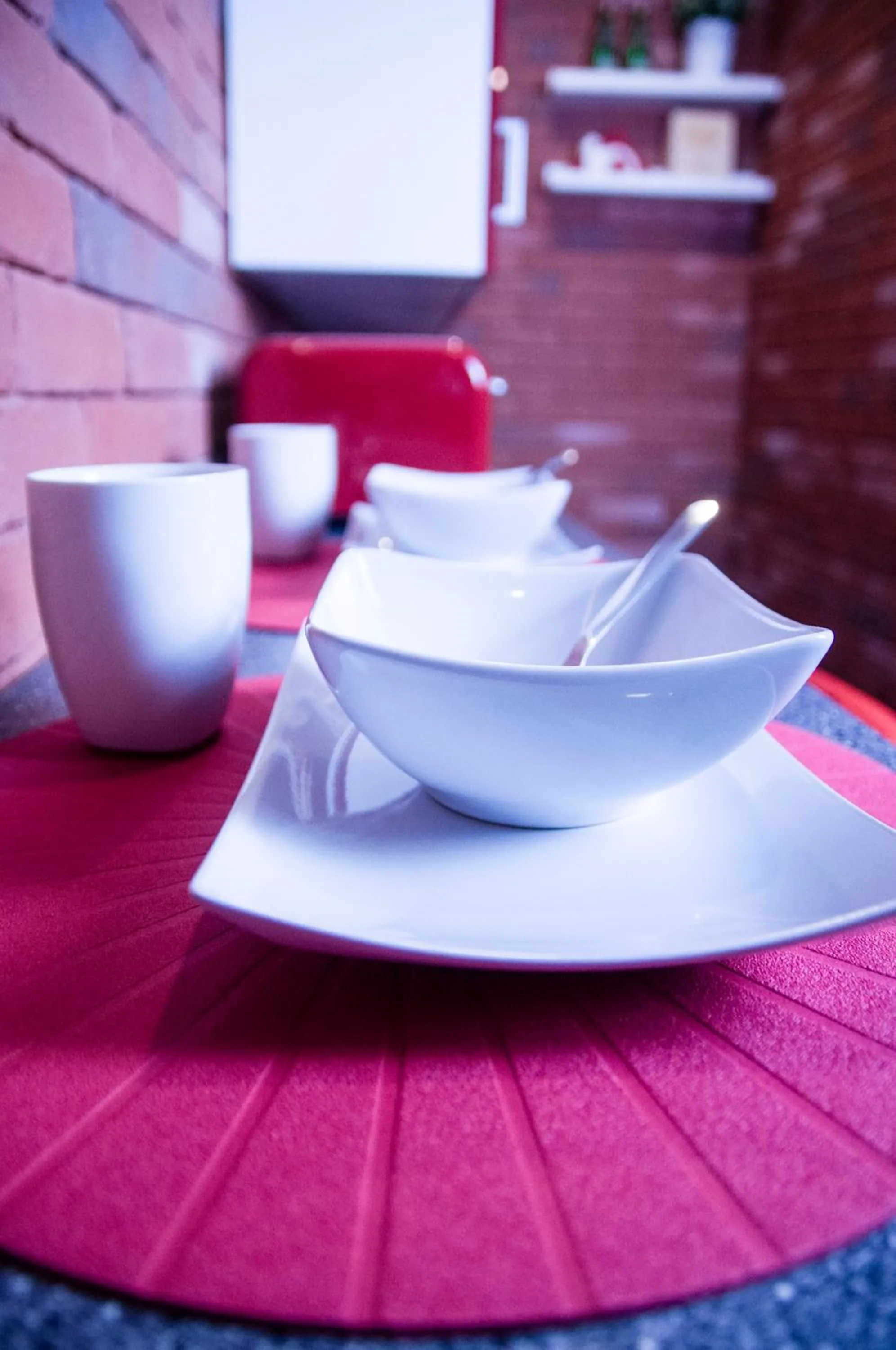 Decorative detail in Jacuzzi Apartment Red