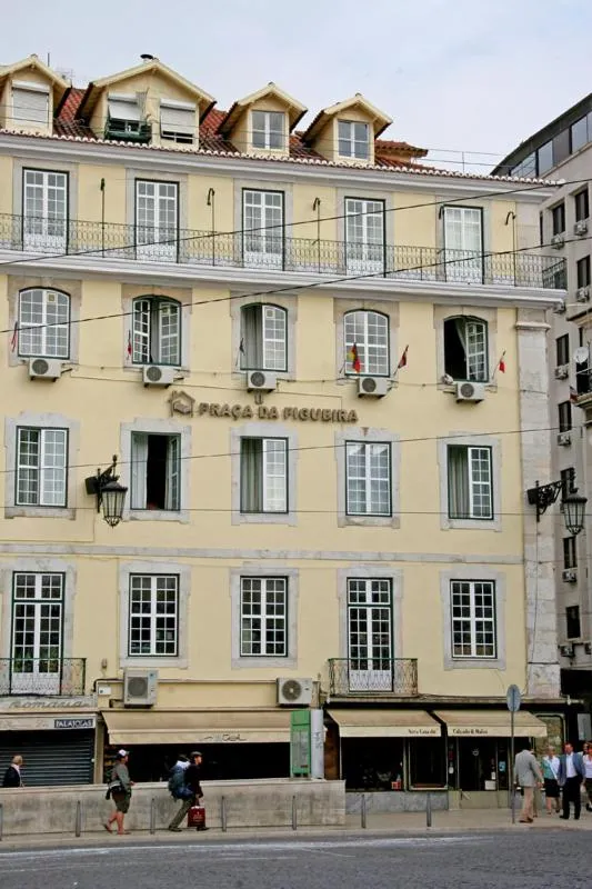 Property building in Pensao Praca Da Figueira