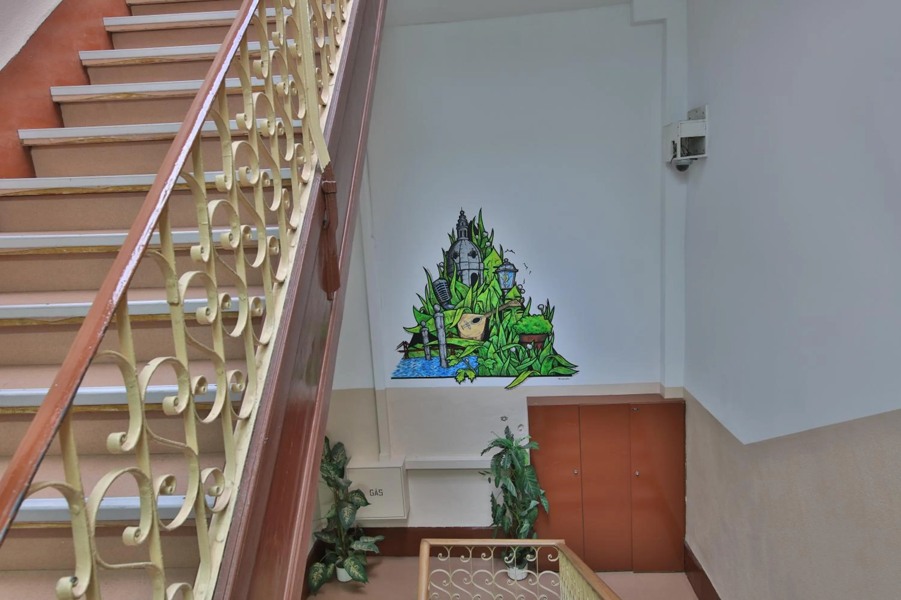 Decorative detail in Pensao Praca Da Figueira