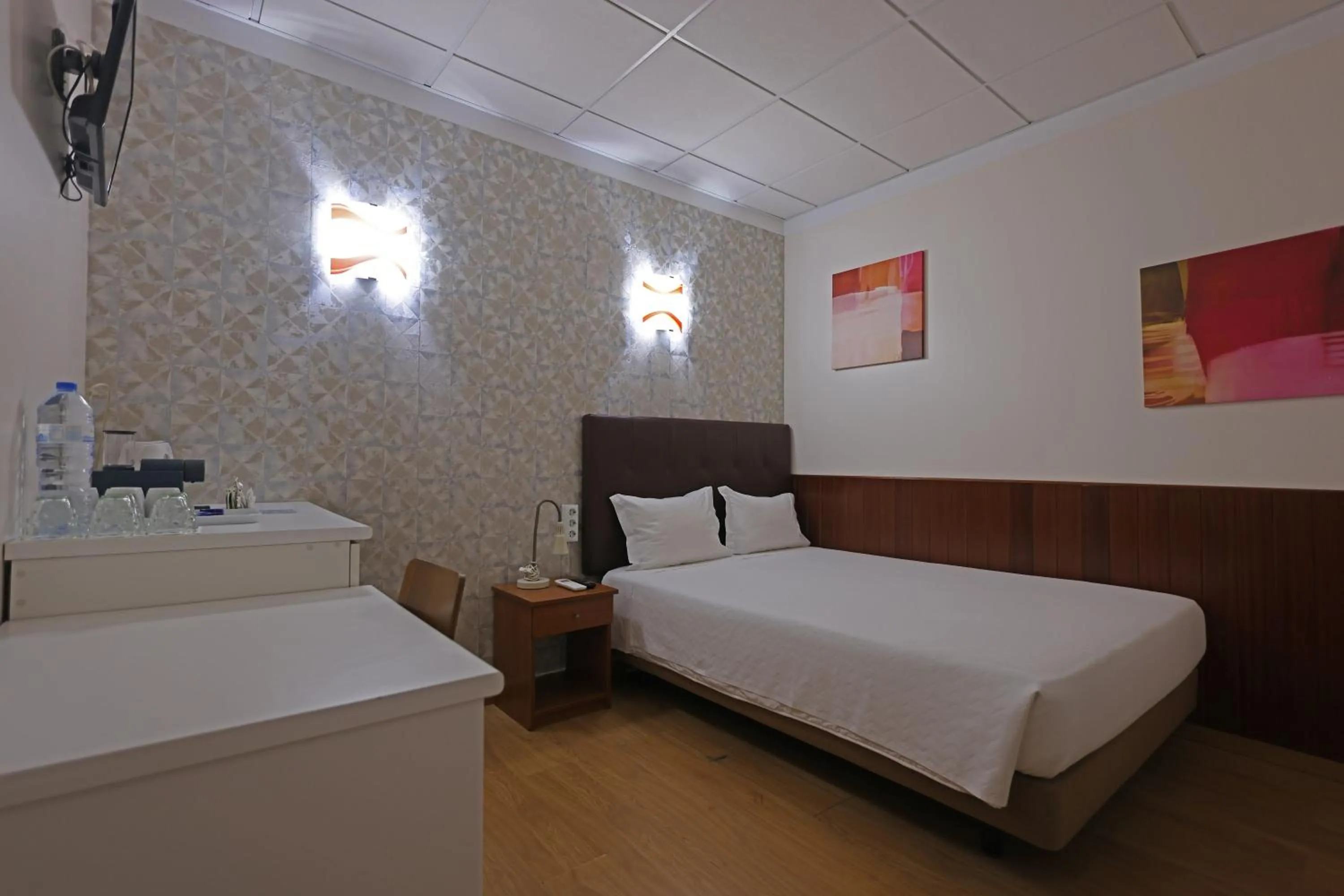 Bed in Pensao Praca Da Figueira