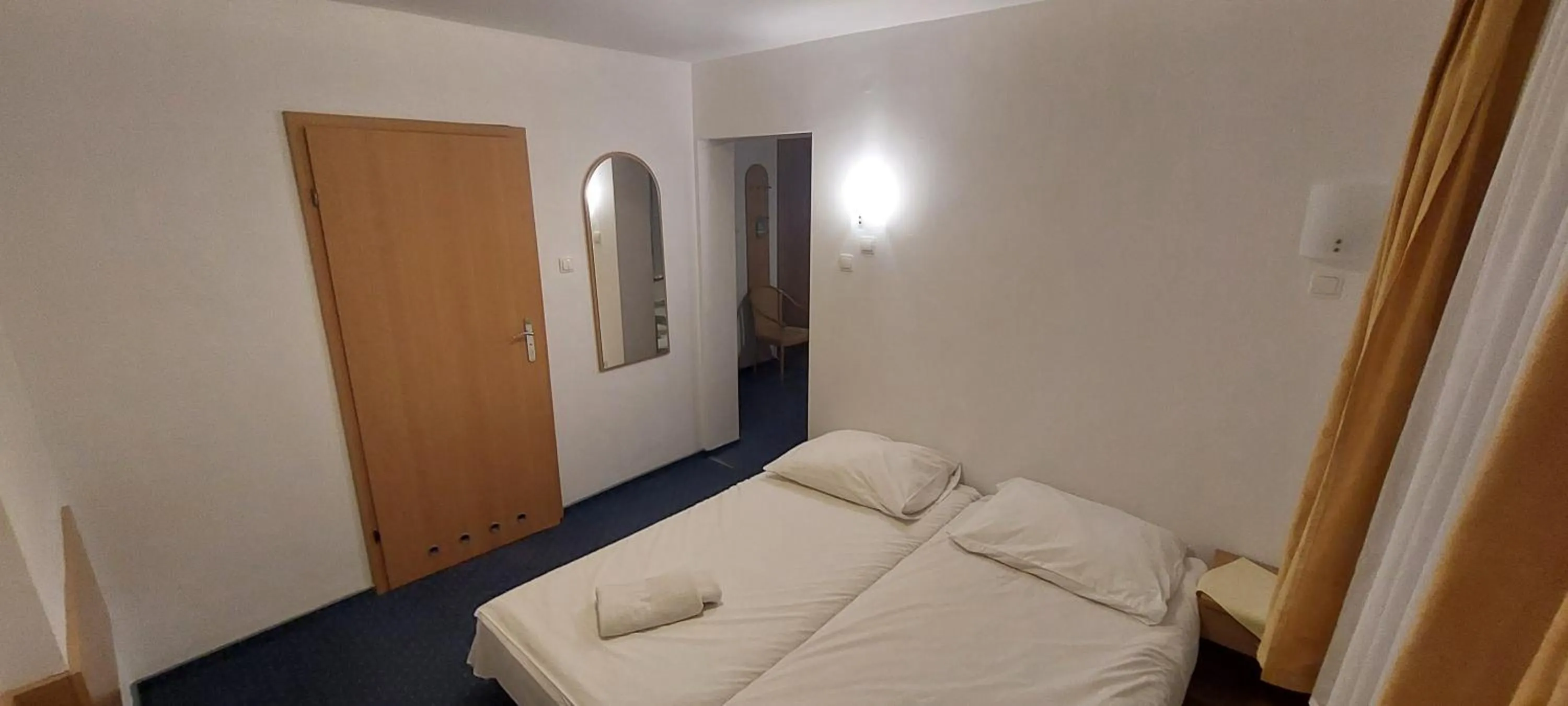 Bed in Lila Medical SPA