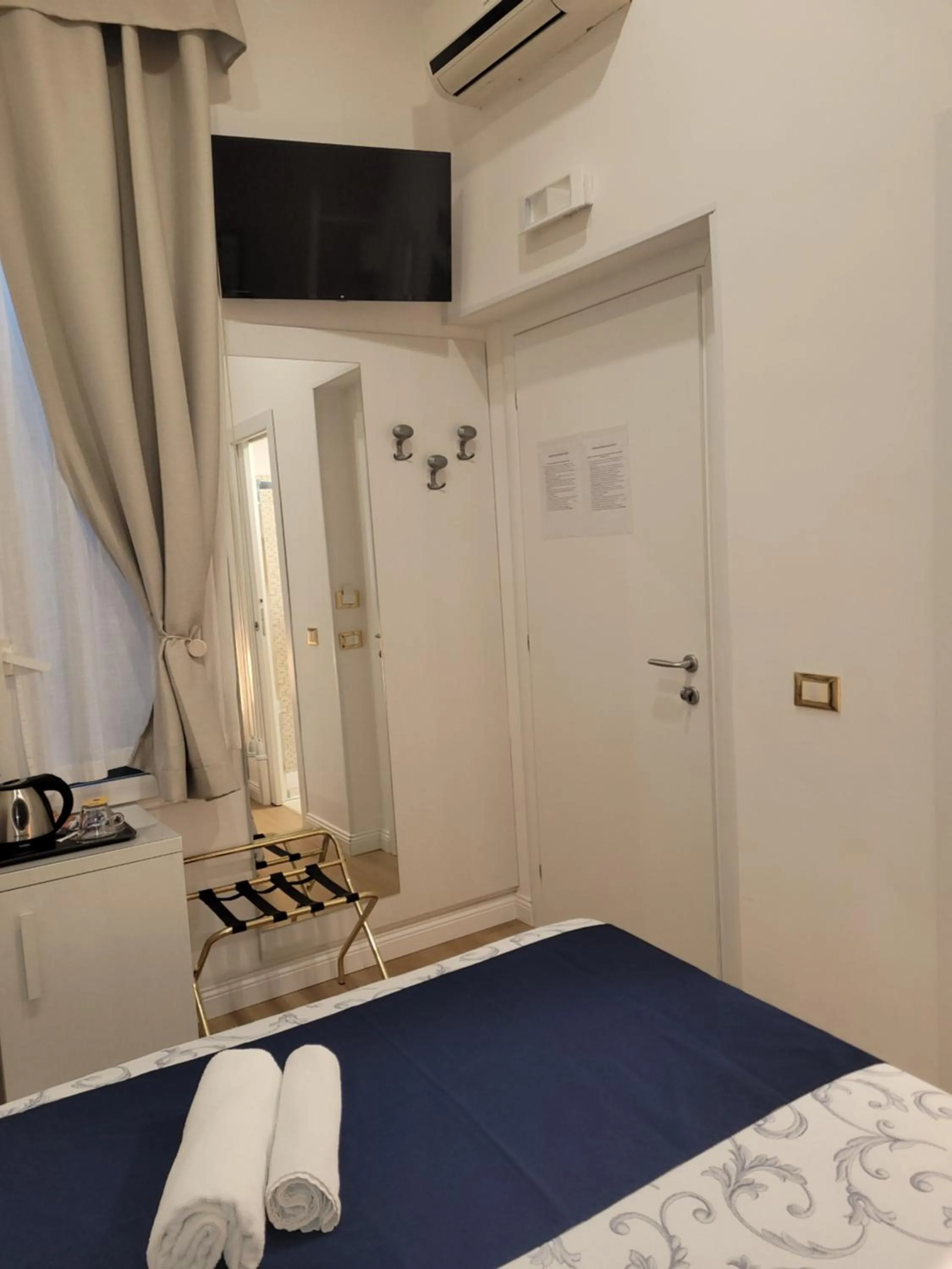 TV and multimedia, Bed in Evergreen