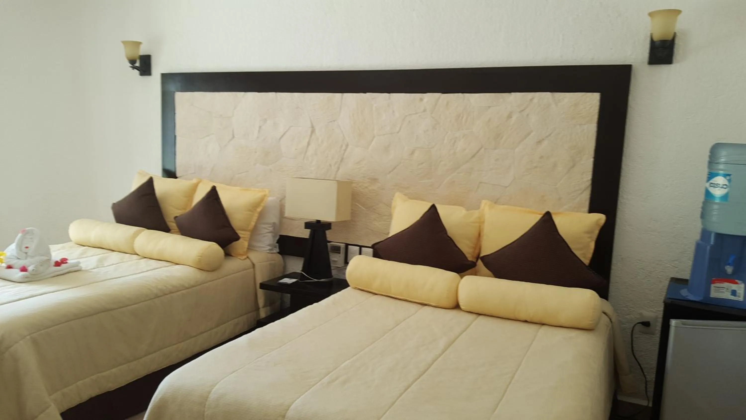 Bed in Hotel Club Akumal Caribe