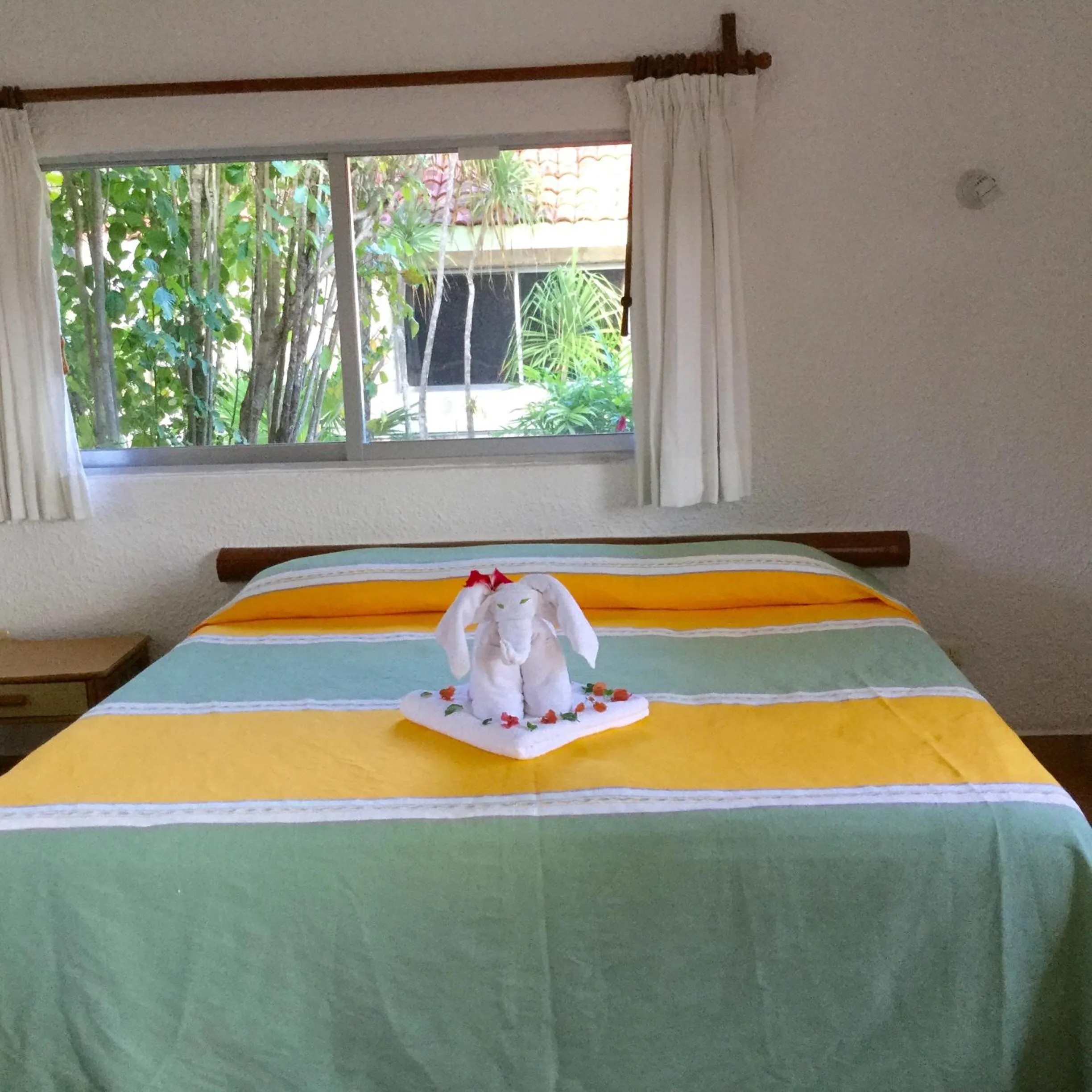 Bed in Hotel Club Akumal Caribe