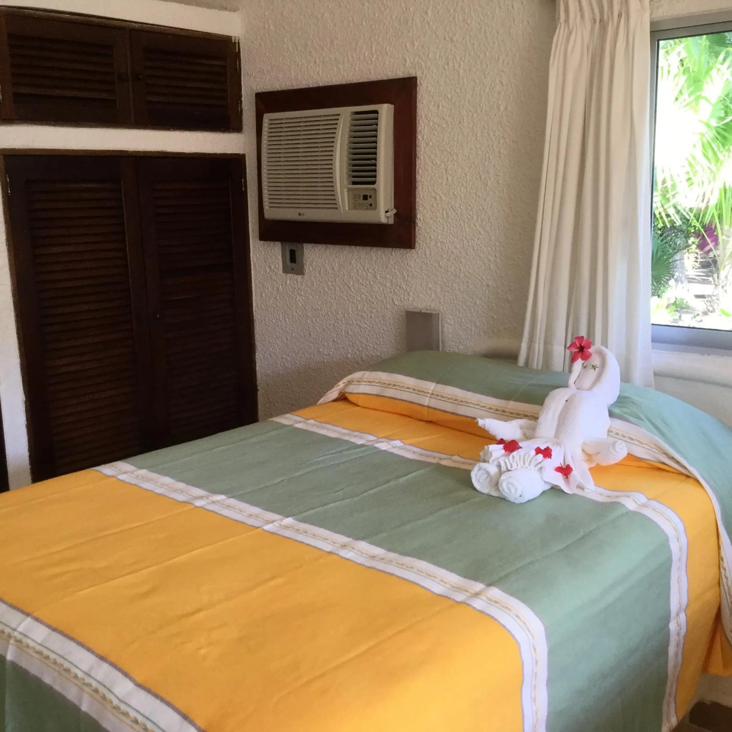 Day, Bed in Hotel Club Akumal Caribe