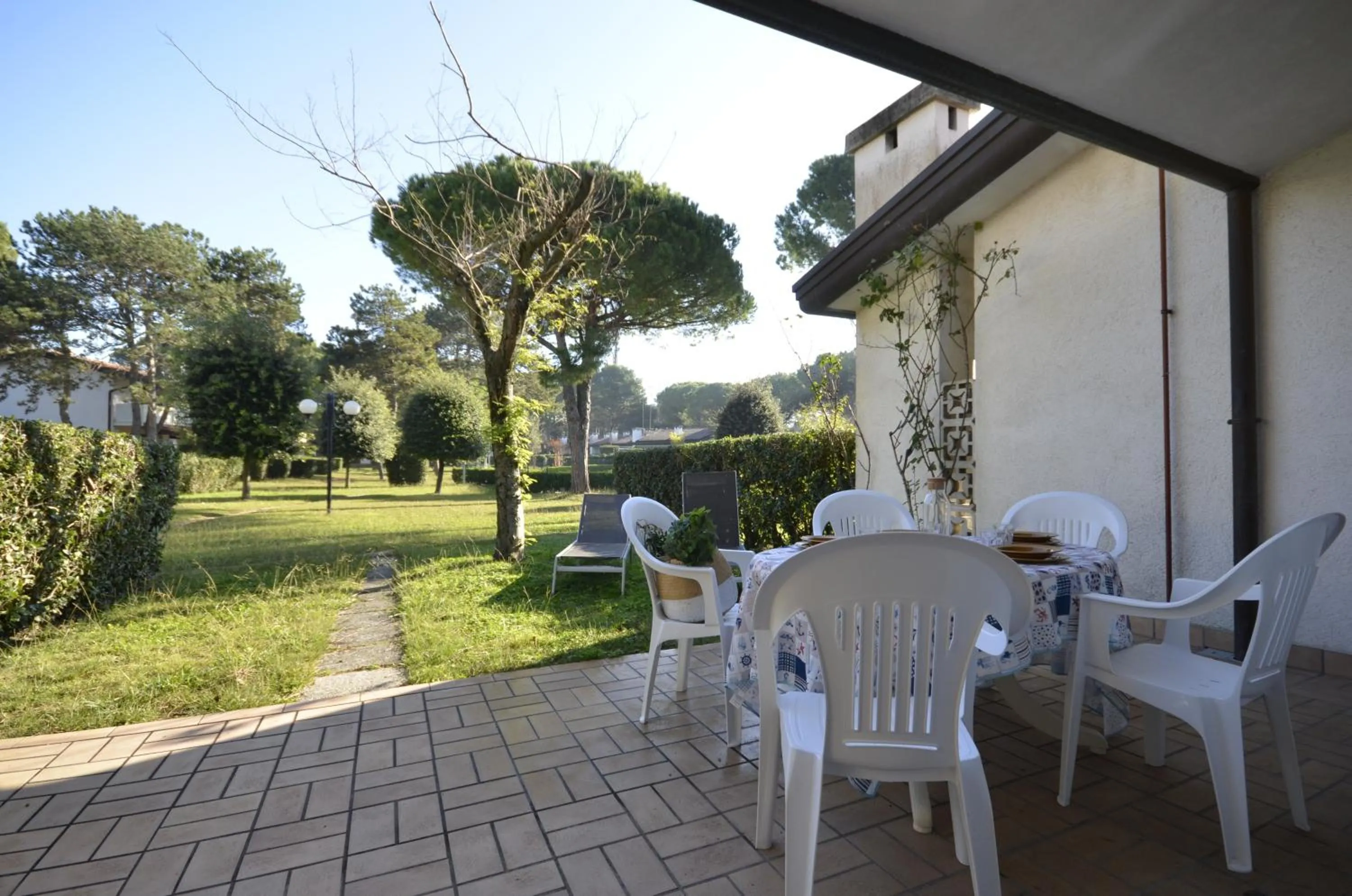Property building in Villaggio Club dei Pini