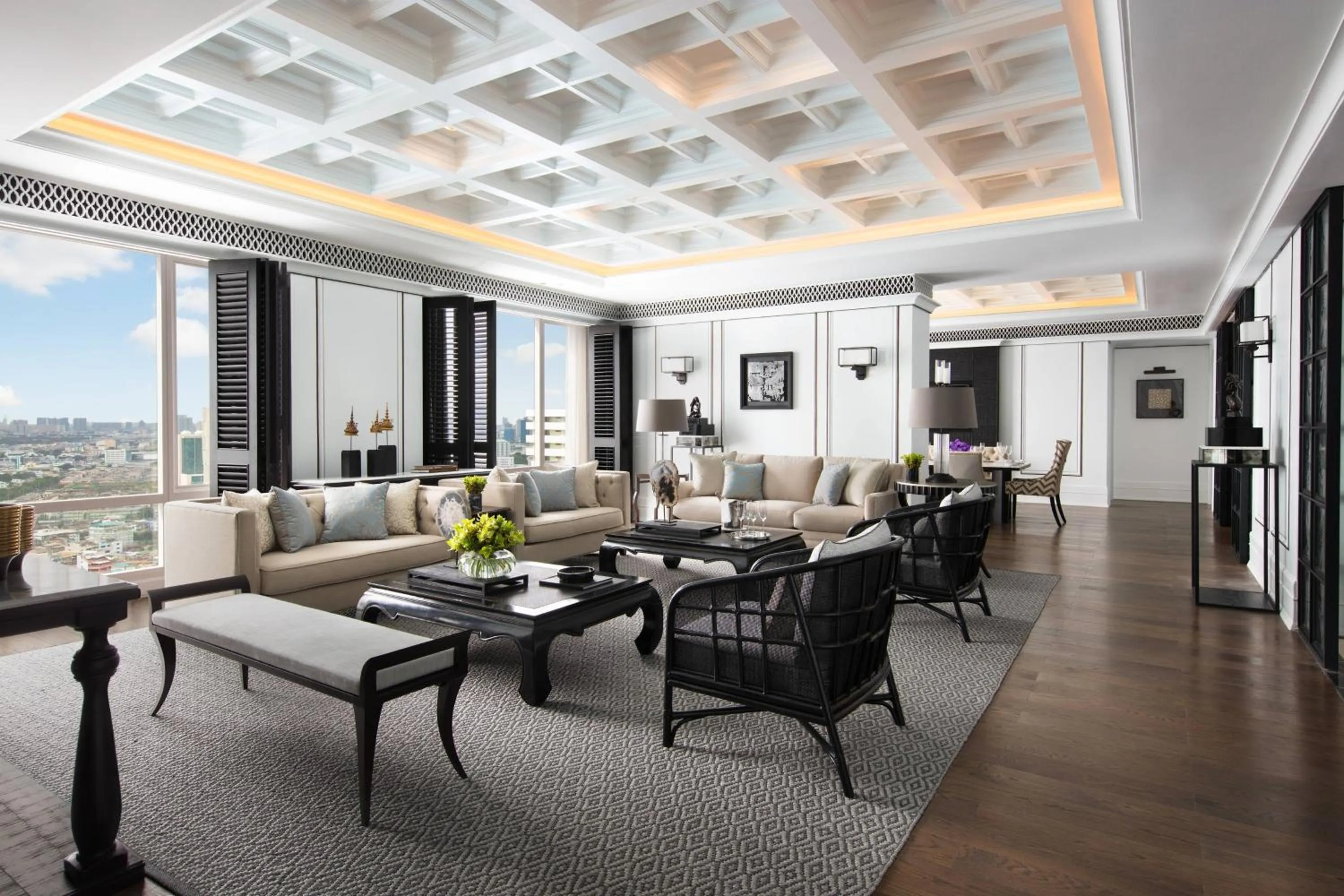 Living room in Bangkok Marriott Hotel The Surawongse