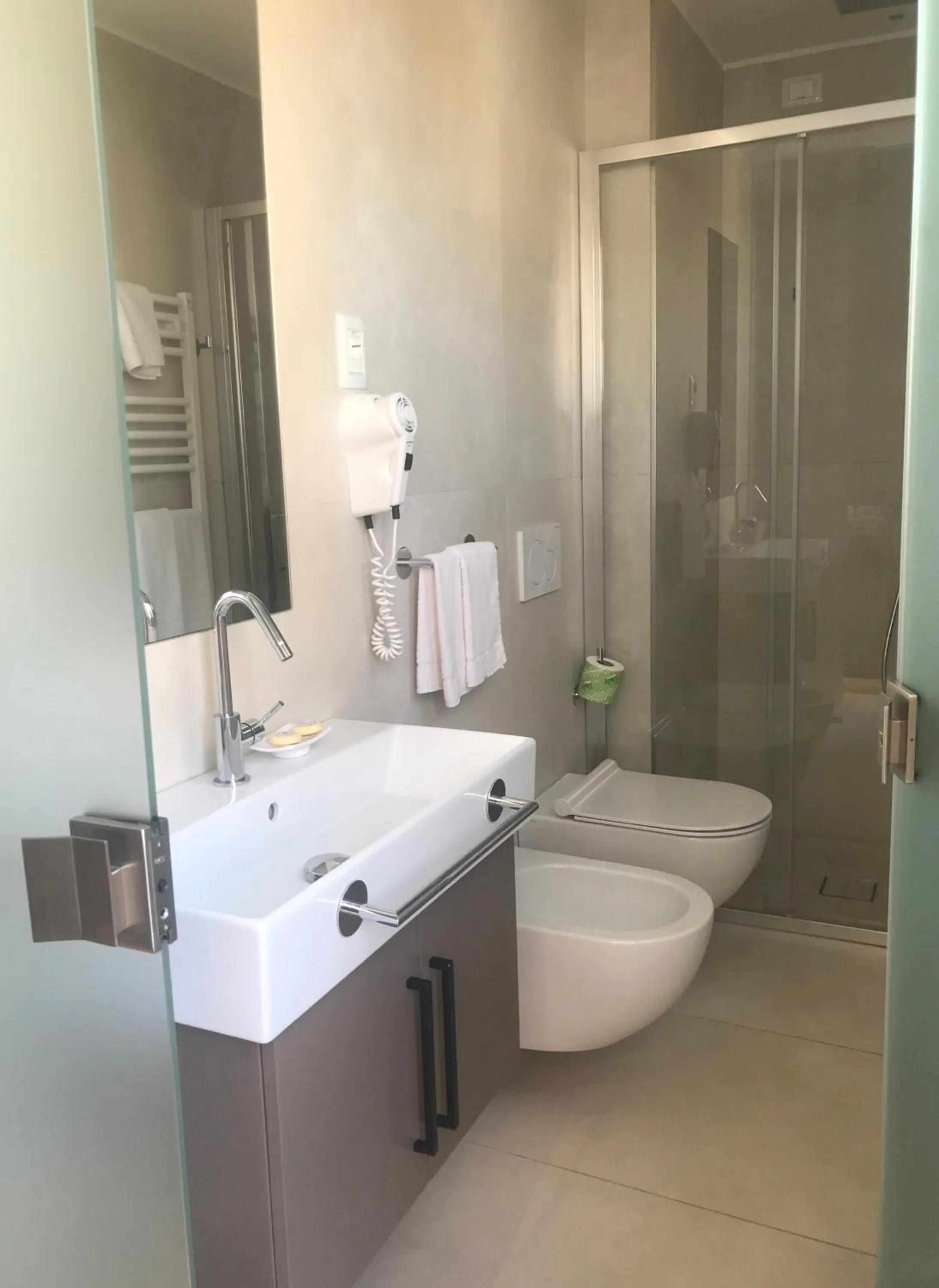 Bathroom in Hotel Villa Hermosa