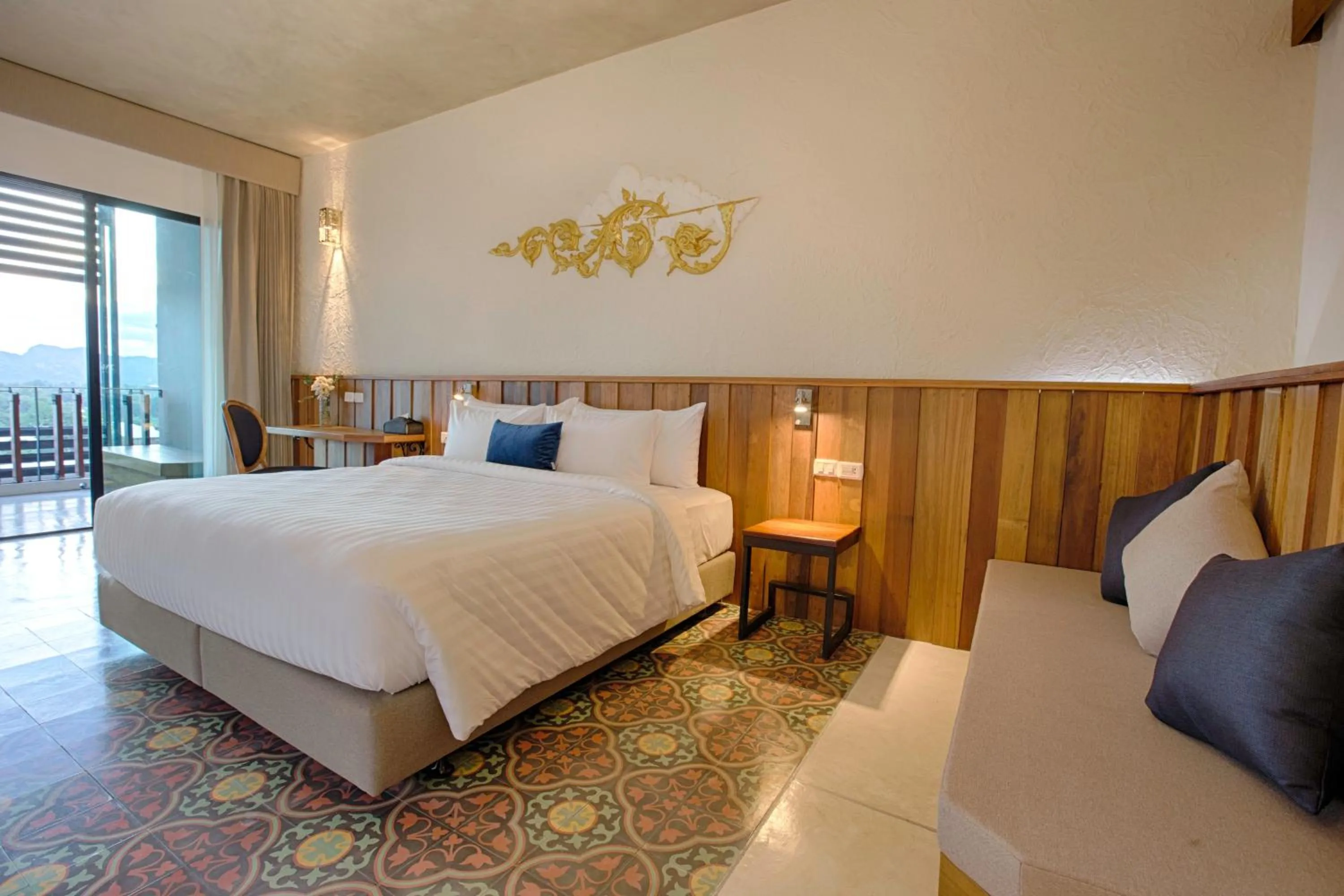 Bed in Natee The Riverfront Hotel Kanchanaburi