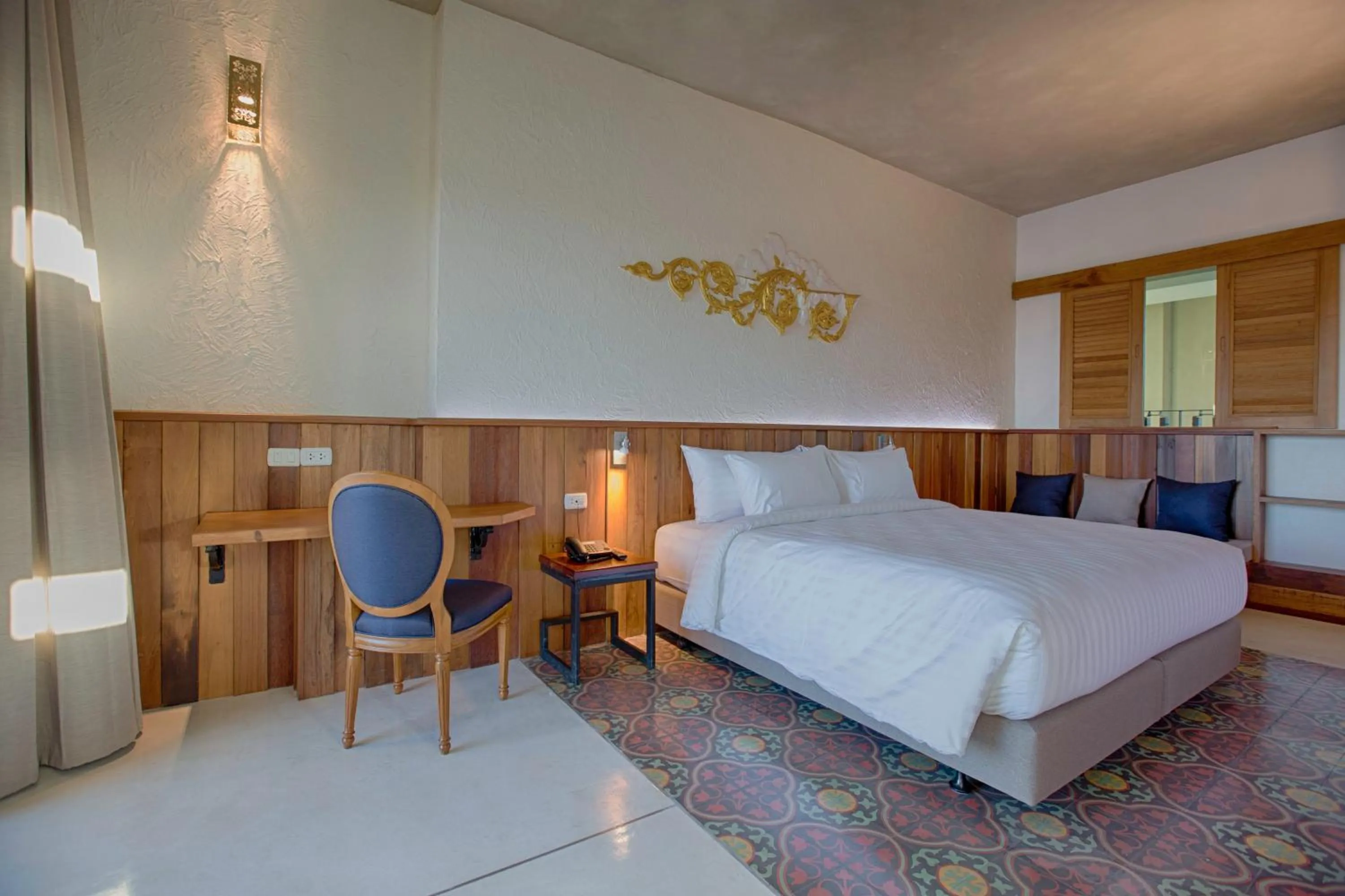 Bed in Natee The Riverfront Hotel Kanchanaburi