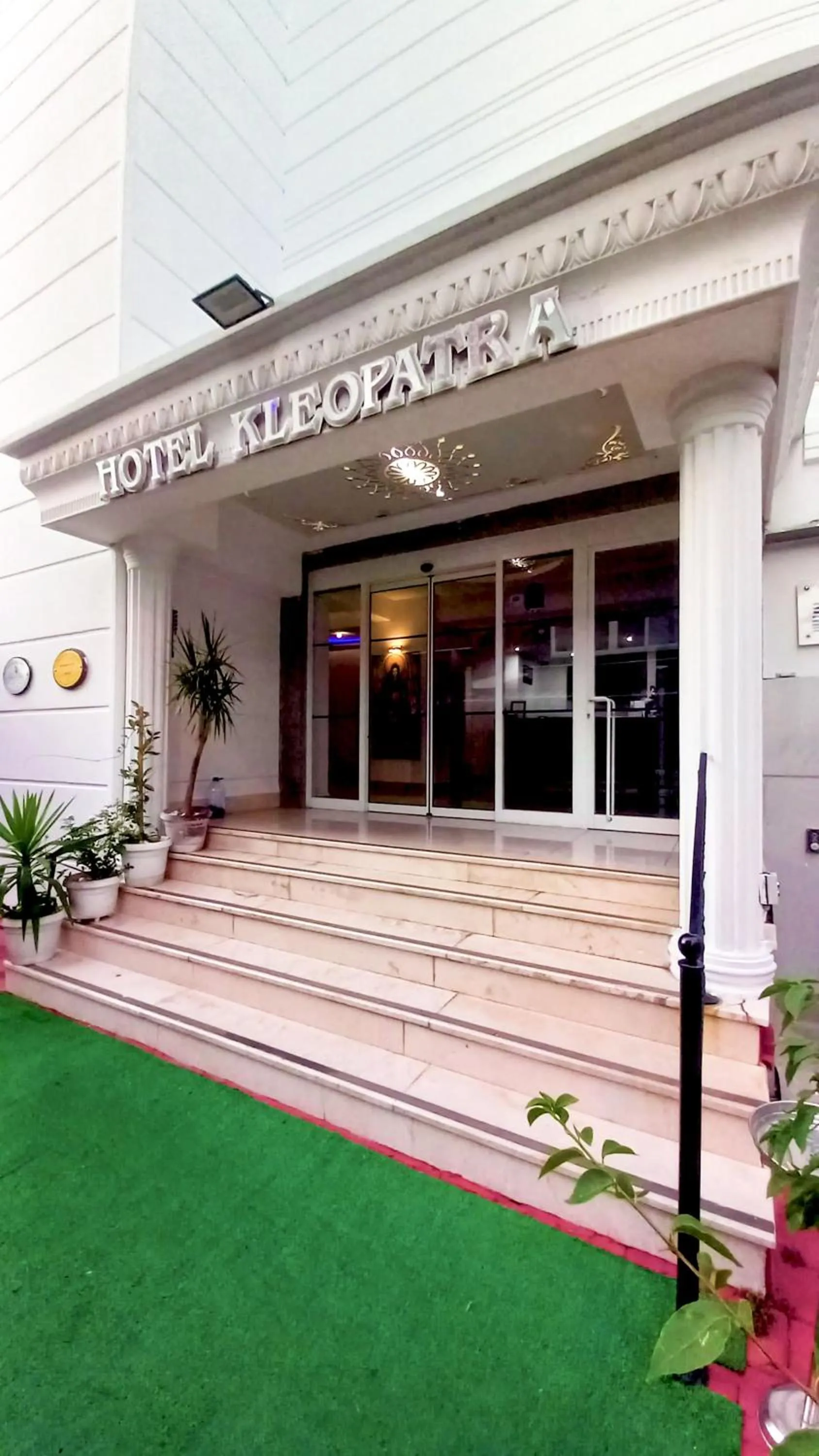 Property building in Kleopatra Hotel