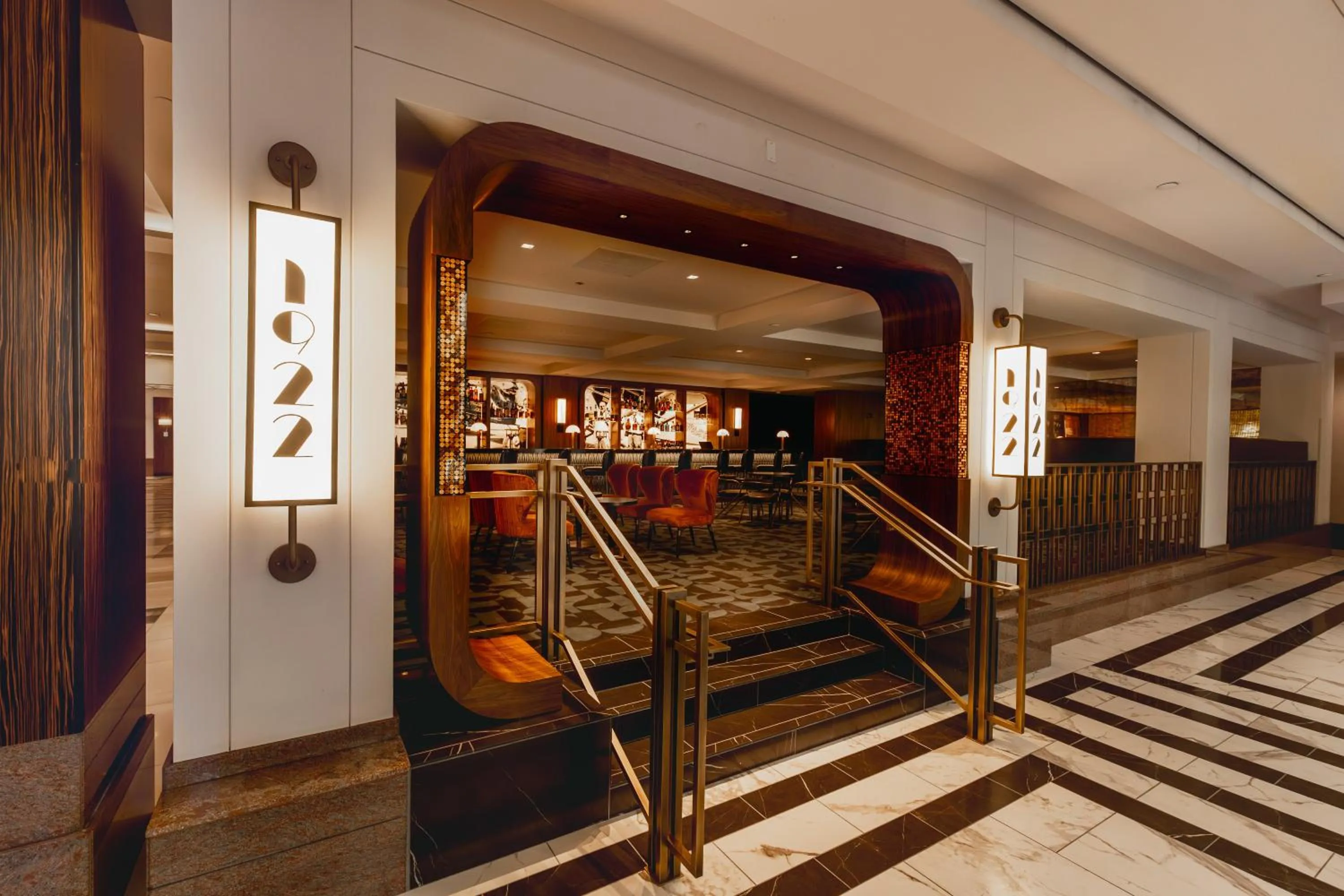 Lounge or bar in The Clyde Hotel