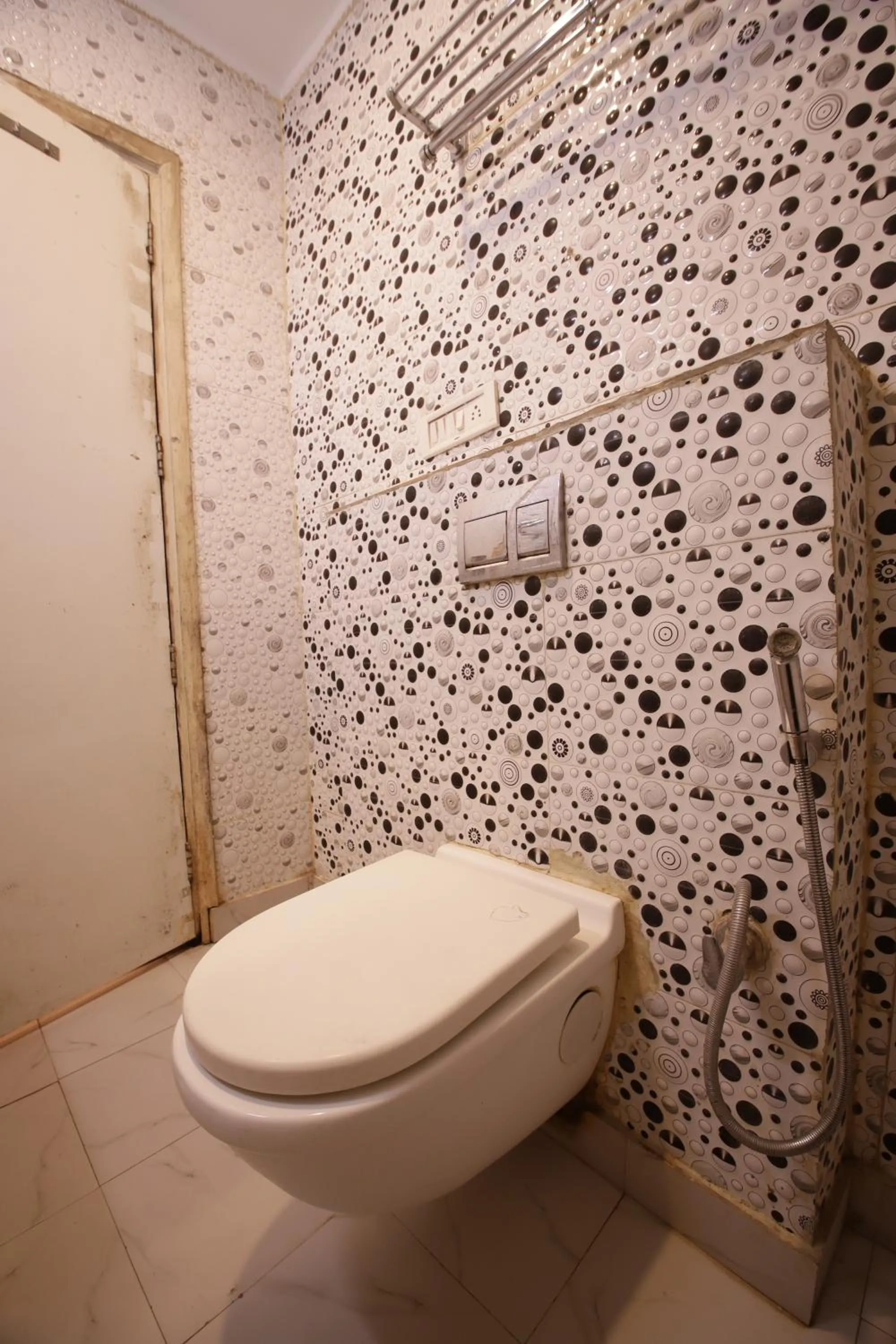 Bathroom in Hotel Golden Wings