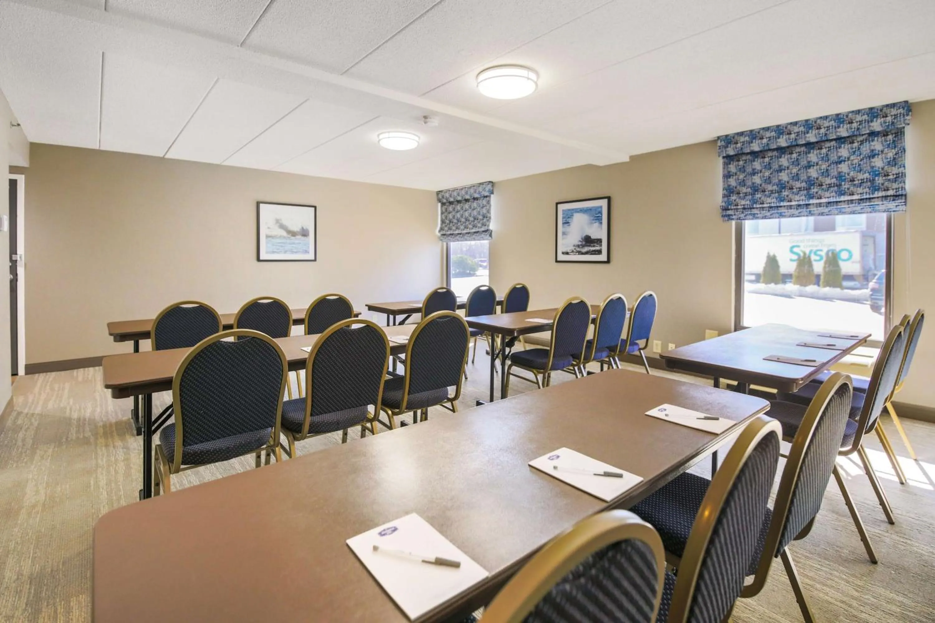 Meeting/conference room in Hampton Inn Fall River/Westport