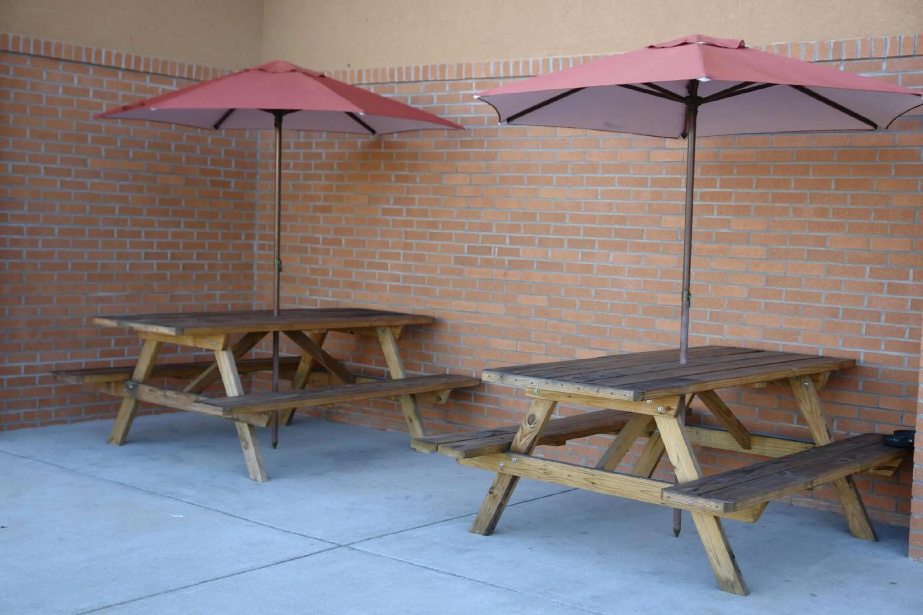 Patio in Hampton Inn Gallipolis