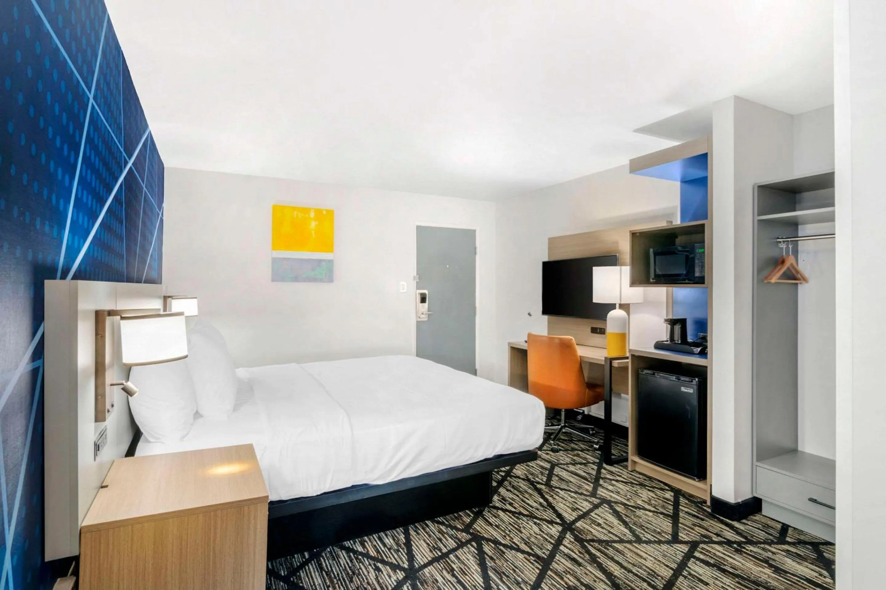 Bedroom in Comfort Inn Kansas City Midtown