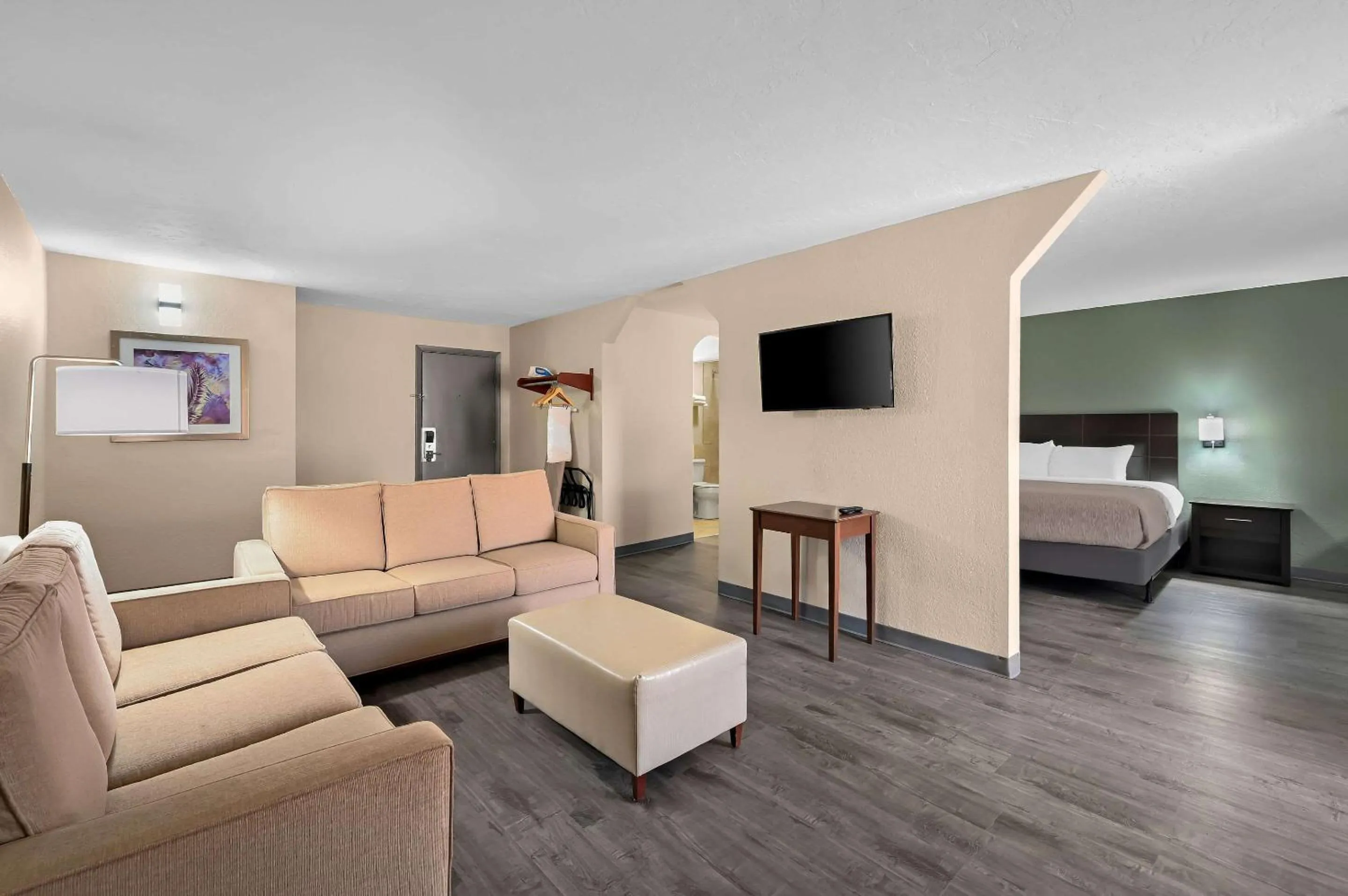 Bedroom, Bed in Quality Inn Fort Myers Cape Coral